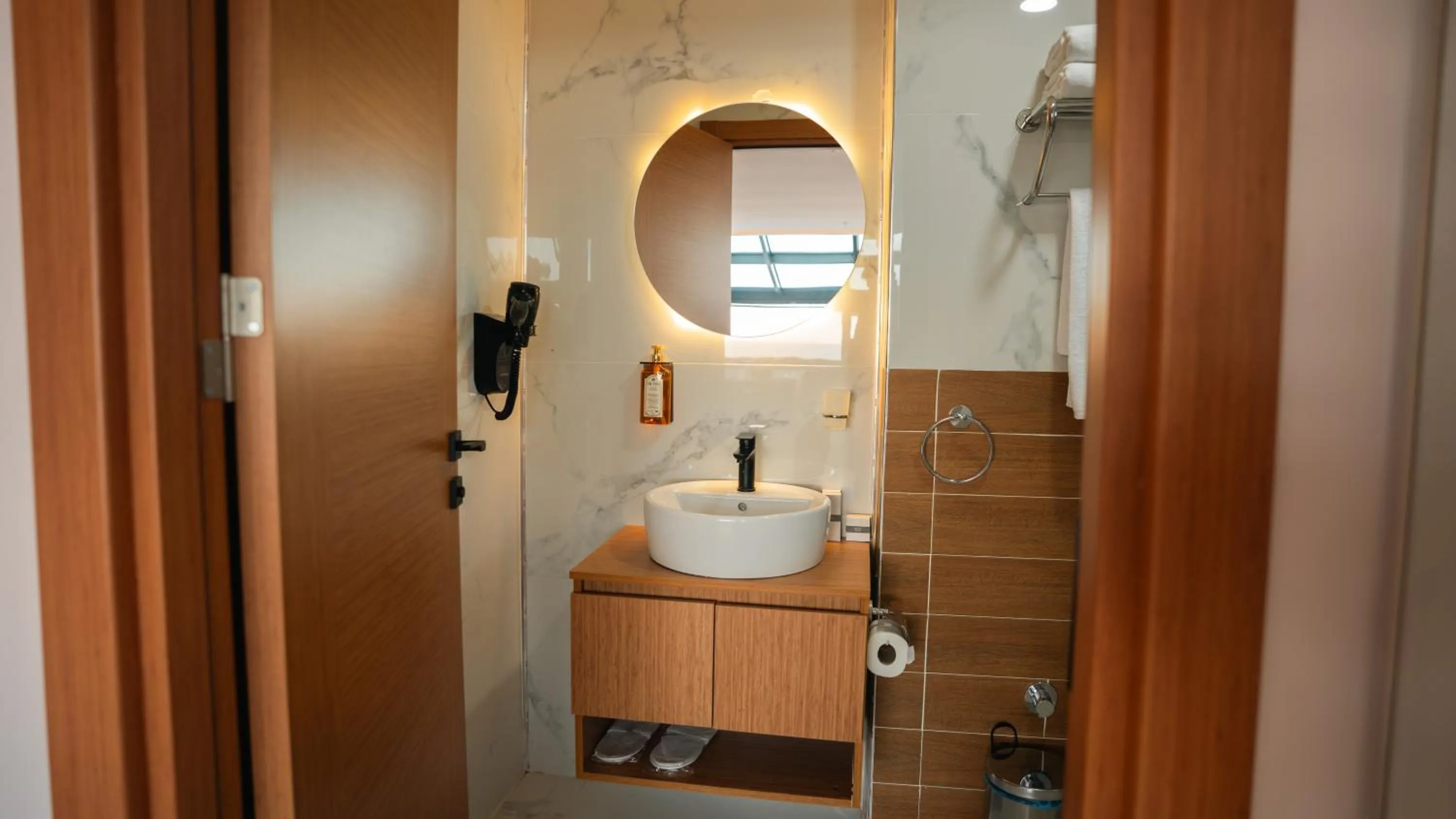 Shower in Cip Hotel & Spa - İstanbul Bakırköy City Center