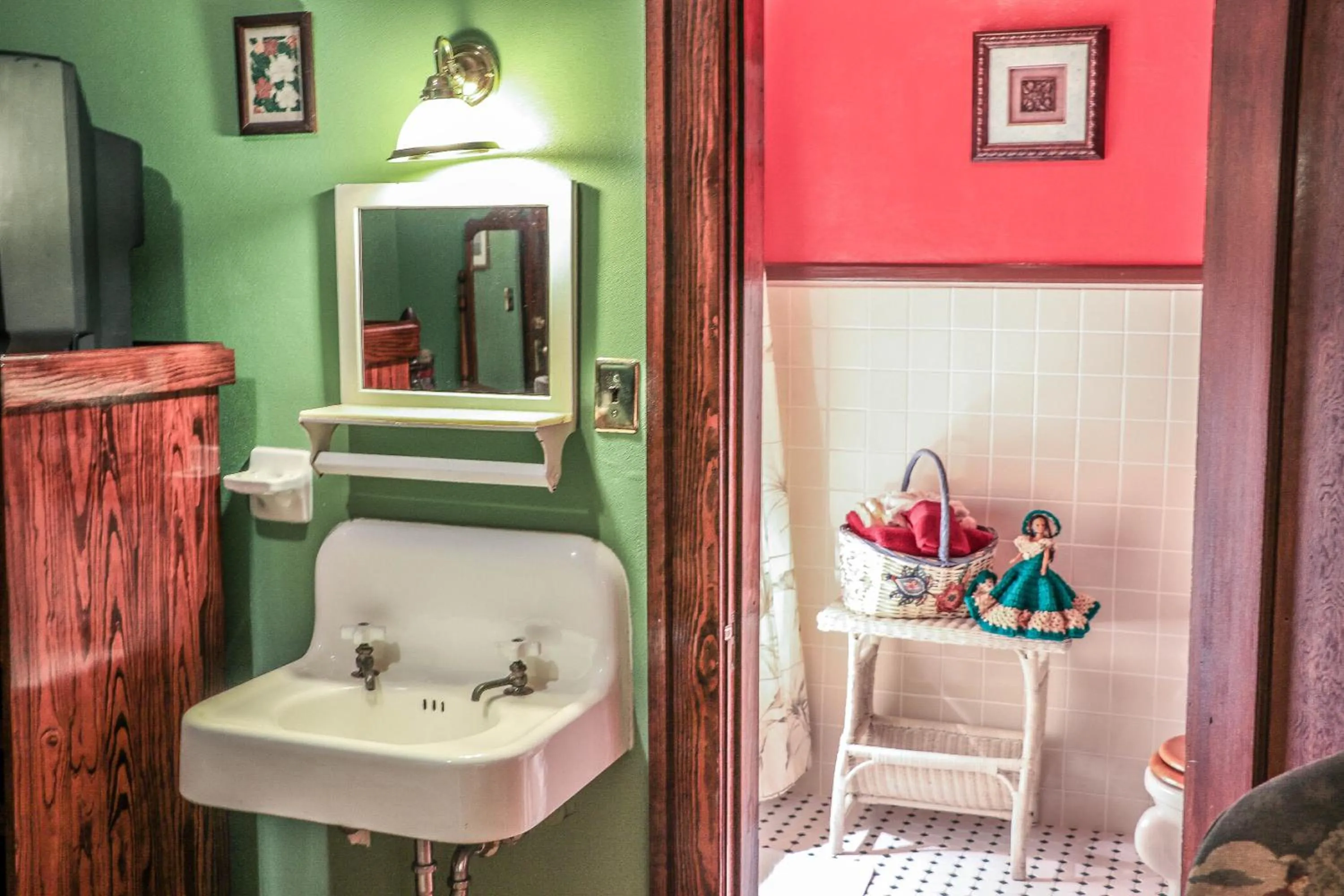 Bathroom in The Edgewater Hotel