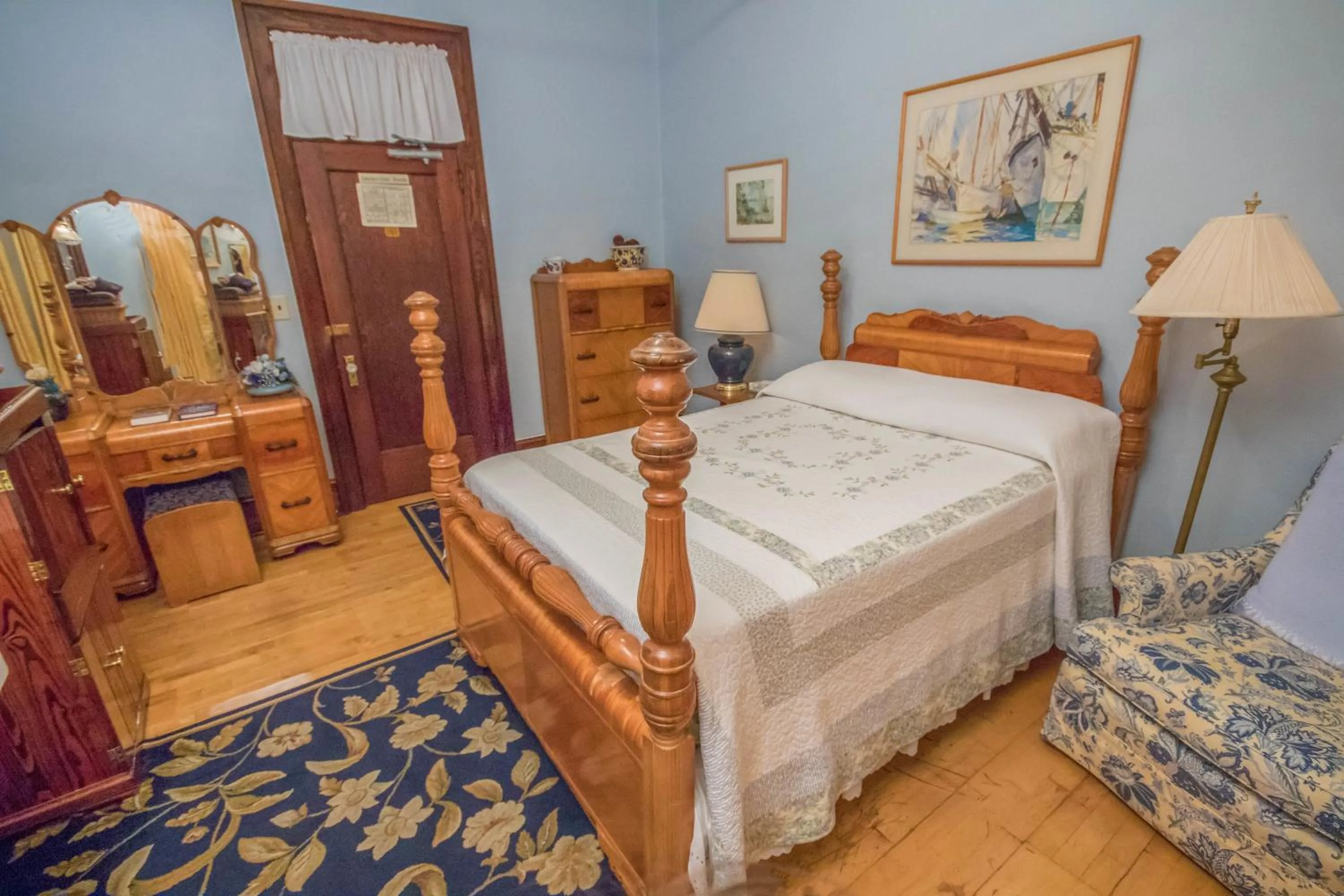 Bedroom in The Edgewater Hotel