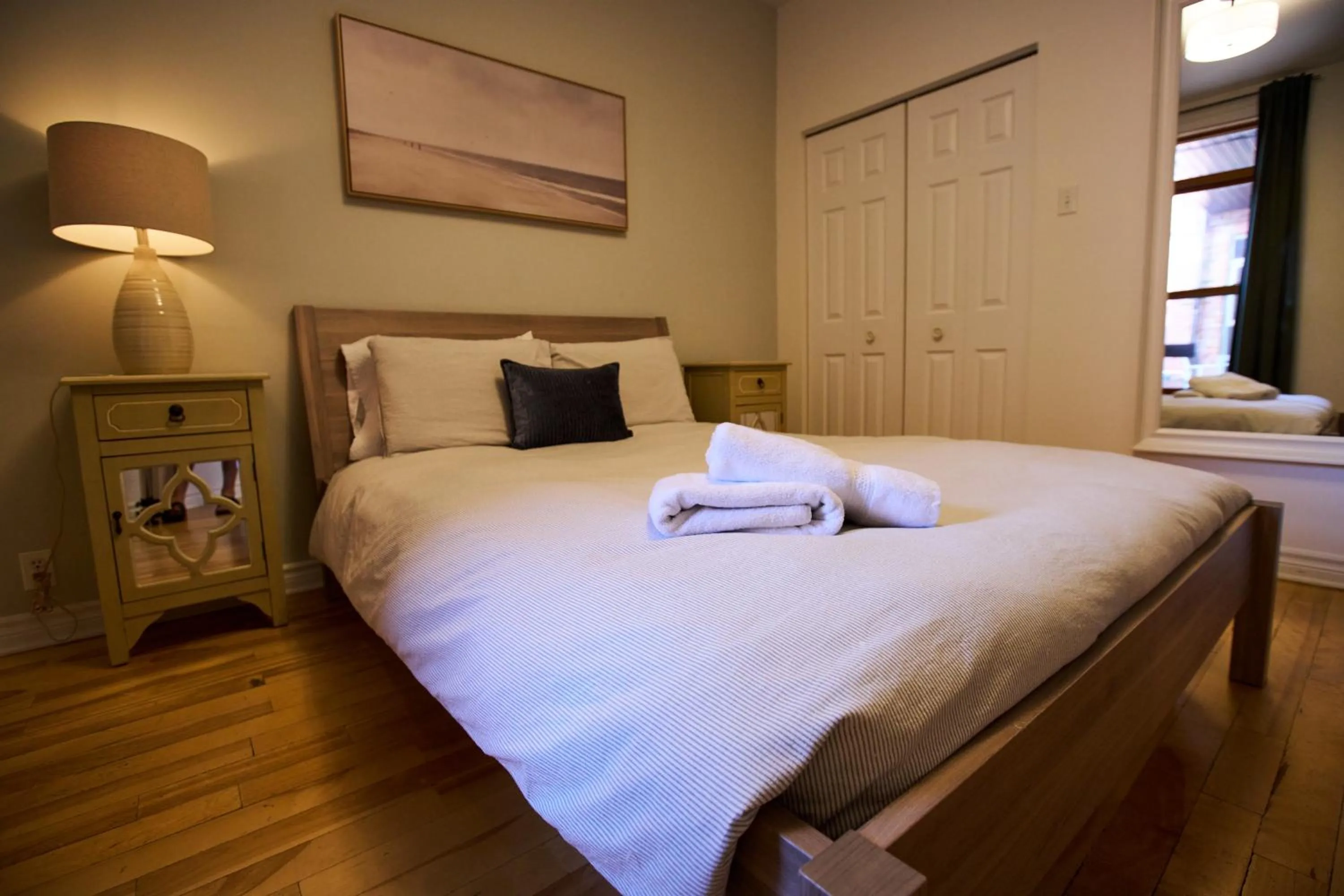 Bed in Le Metro Mont-Royal by HomeInMontreal