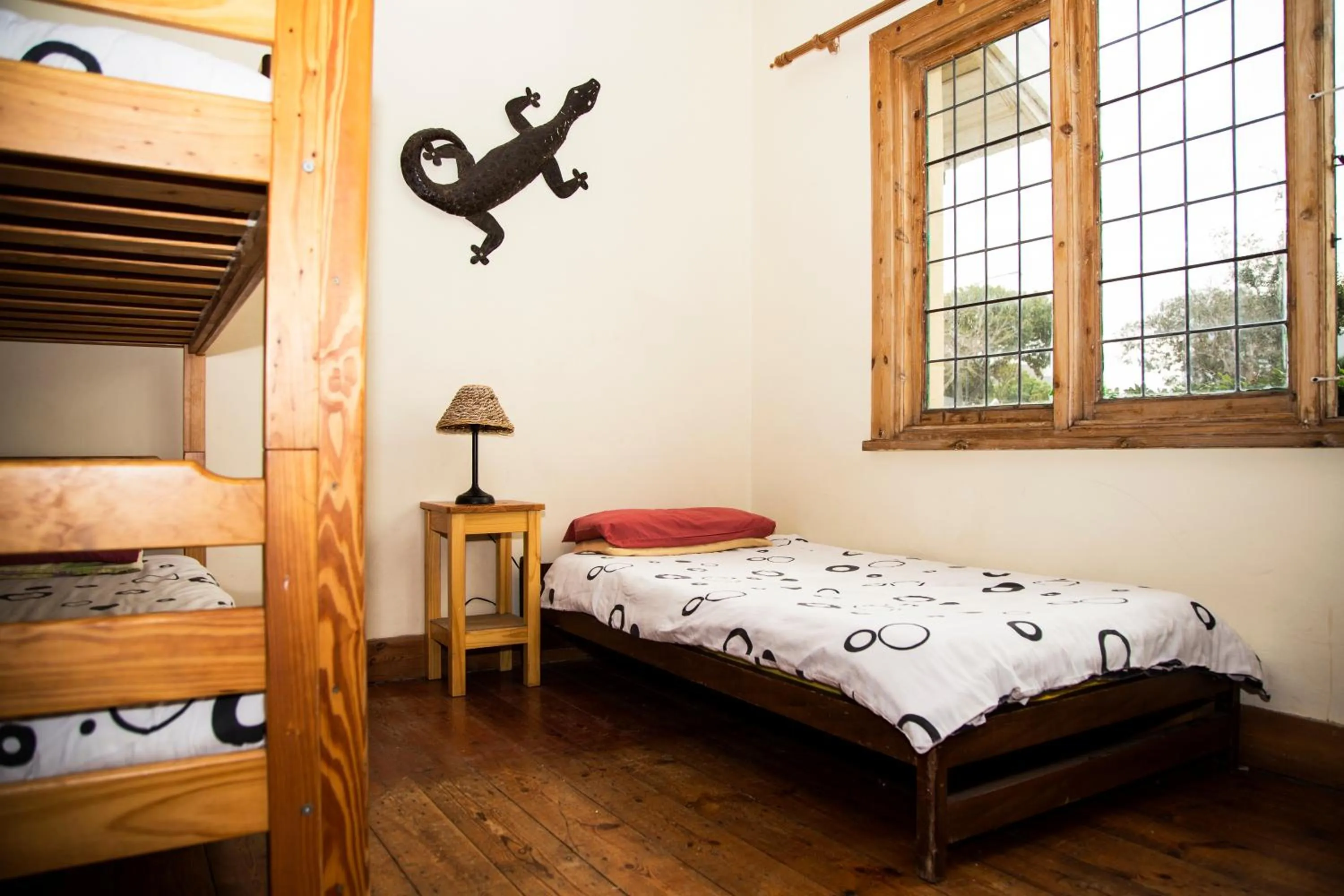 Photo of the whole room, Bed in Jikeleza Lodge