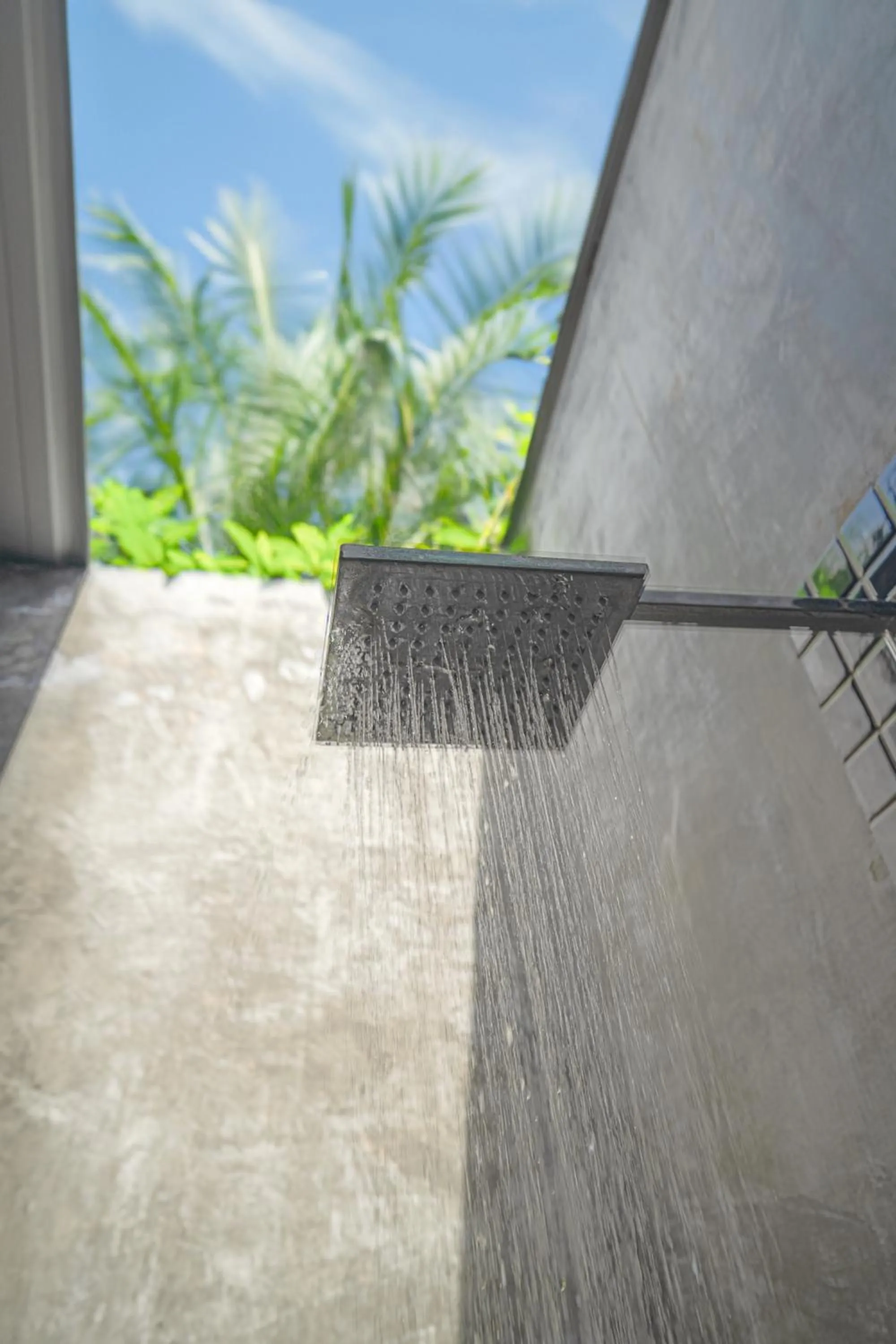 Shower in Madi Giri Guest House