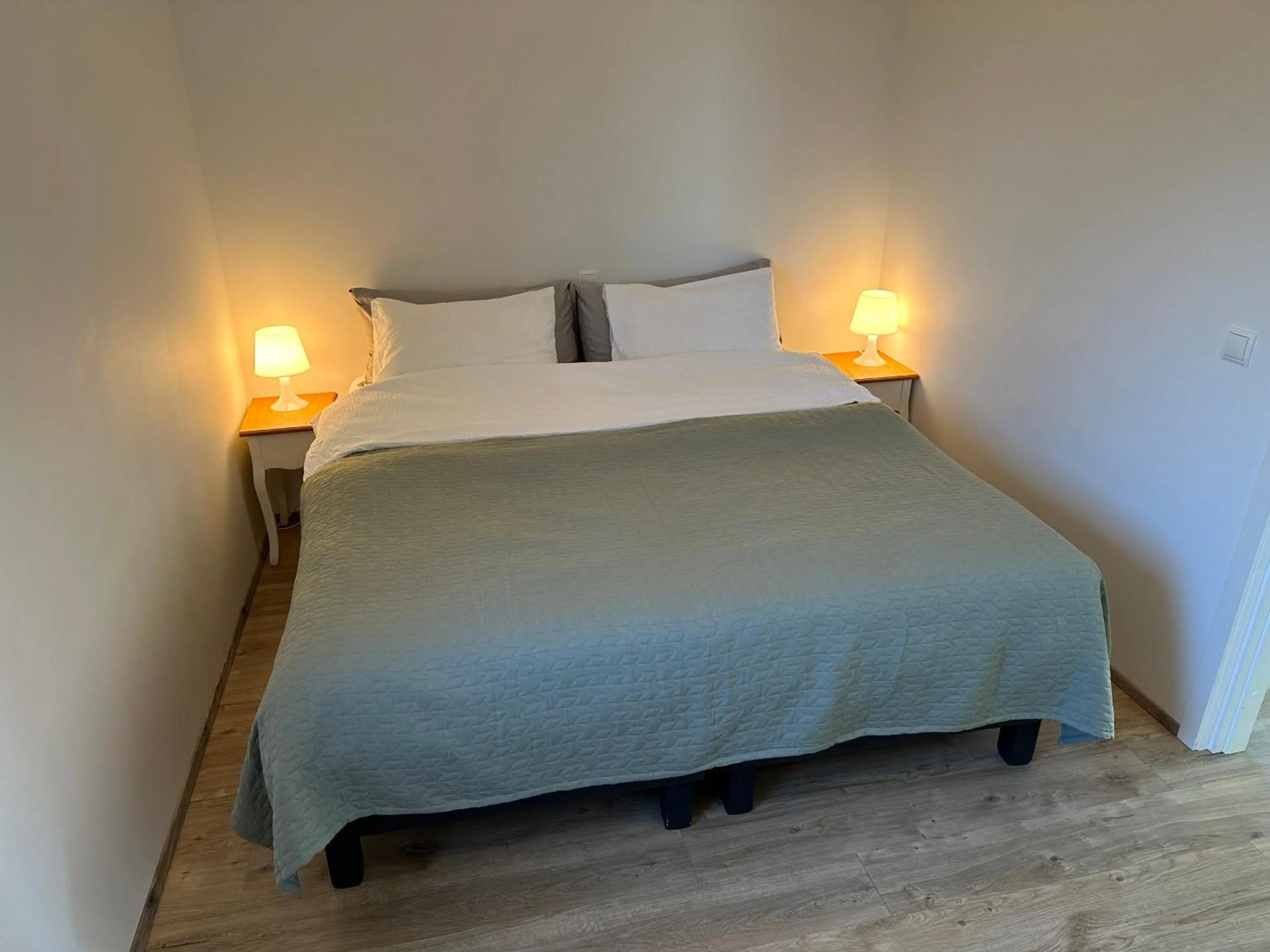 Bed in Farmer's Guest House