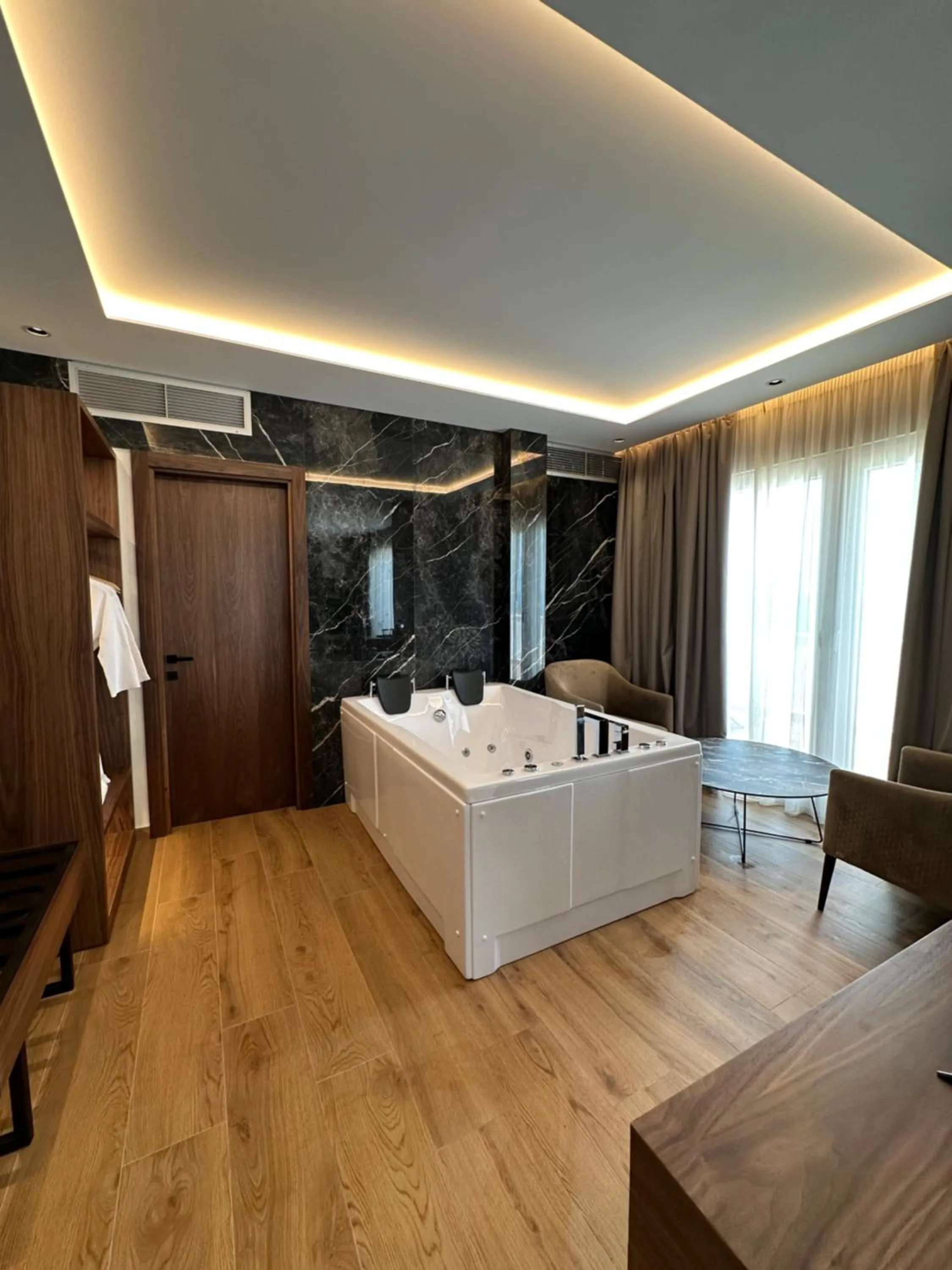 Bed in Klajdi Resort & SPA