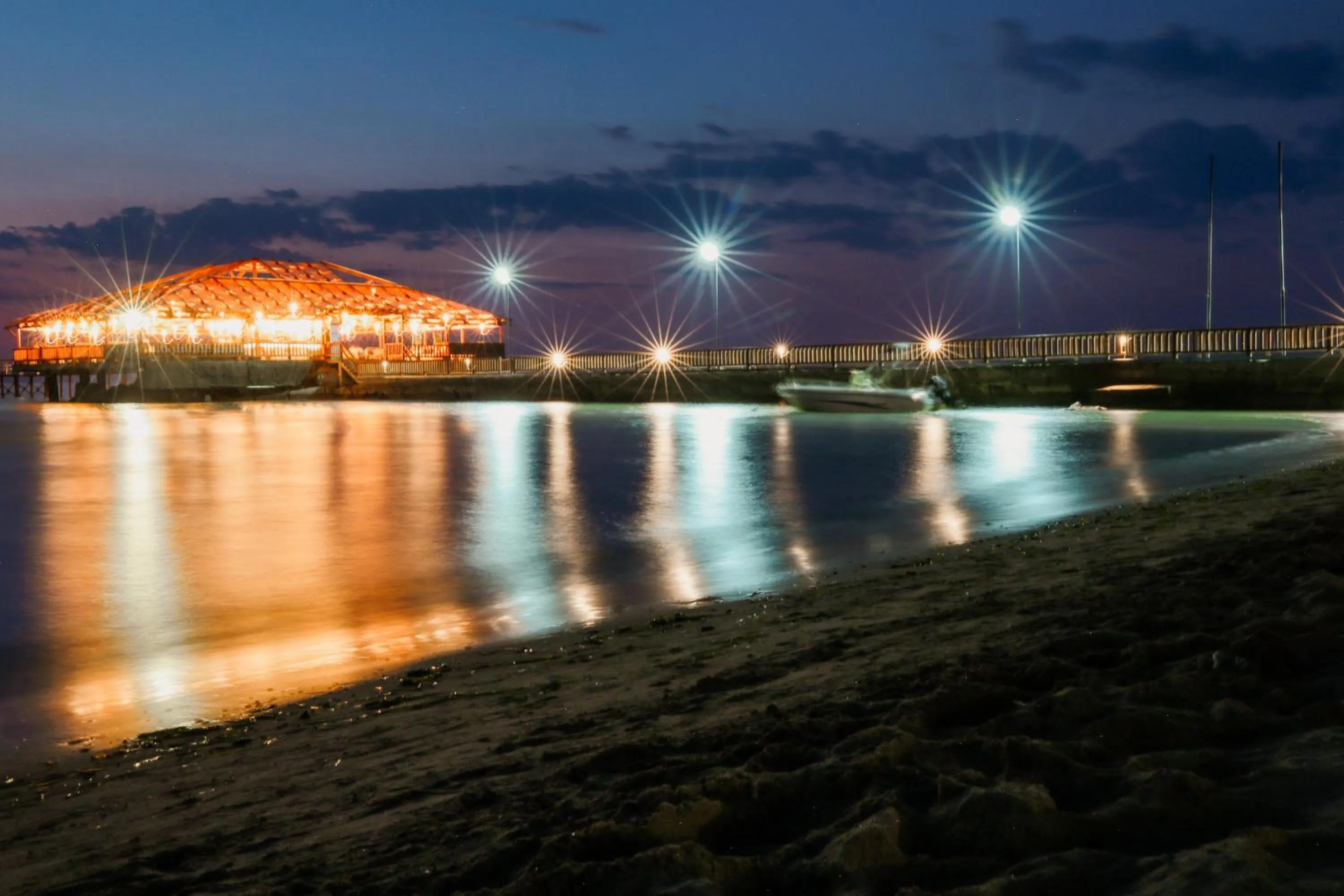 Evening entertainment in Klajdi Resort & SPA