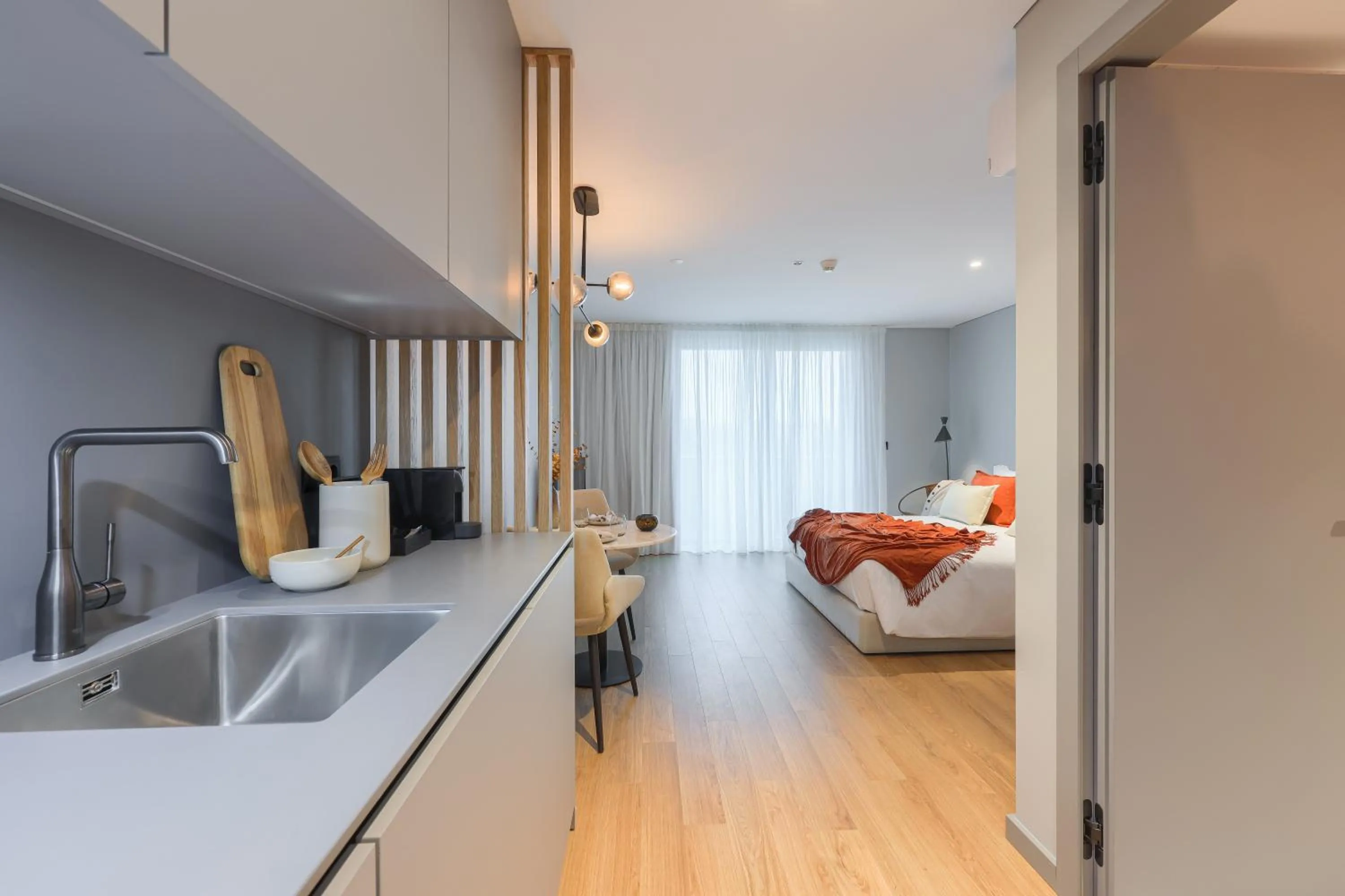 Photo of the whole room, Bed in Nôma Living Icon Apartments