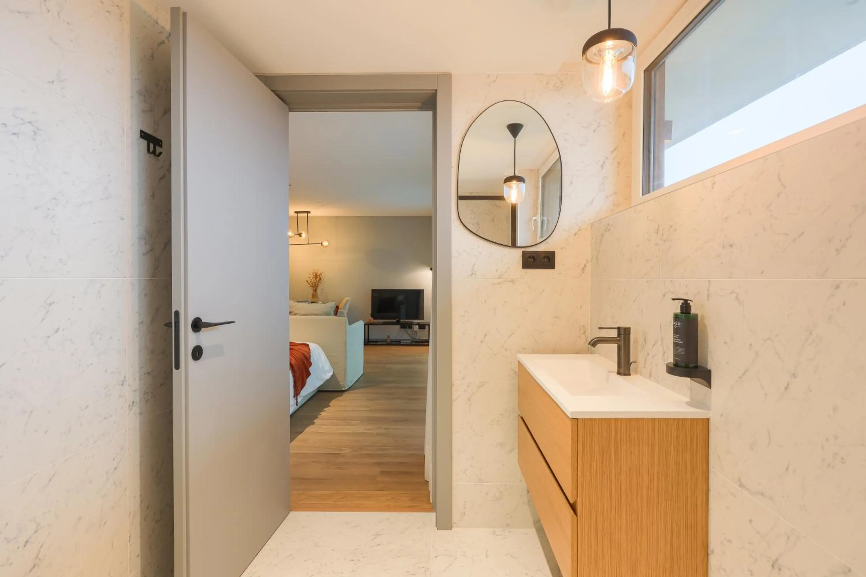 Bathroom, Bed in Nôma Living Icon Apartments