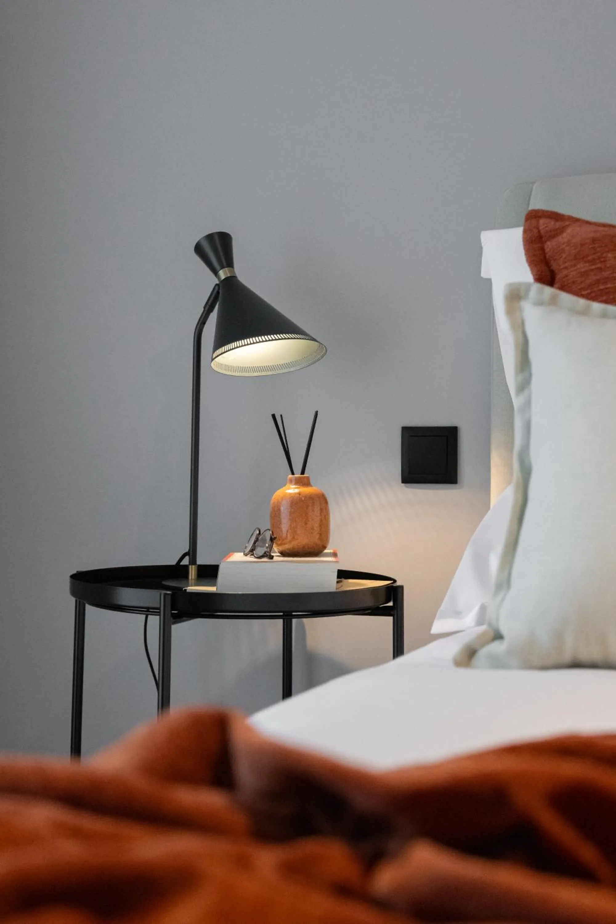 Photo of the whole room, Bed in Nôma Living Icon Apartments