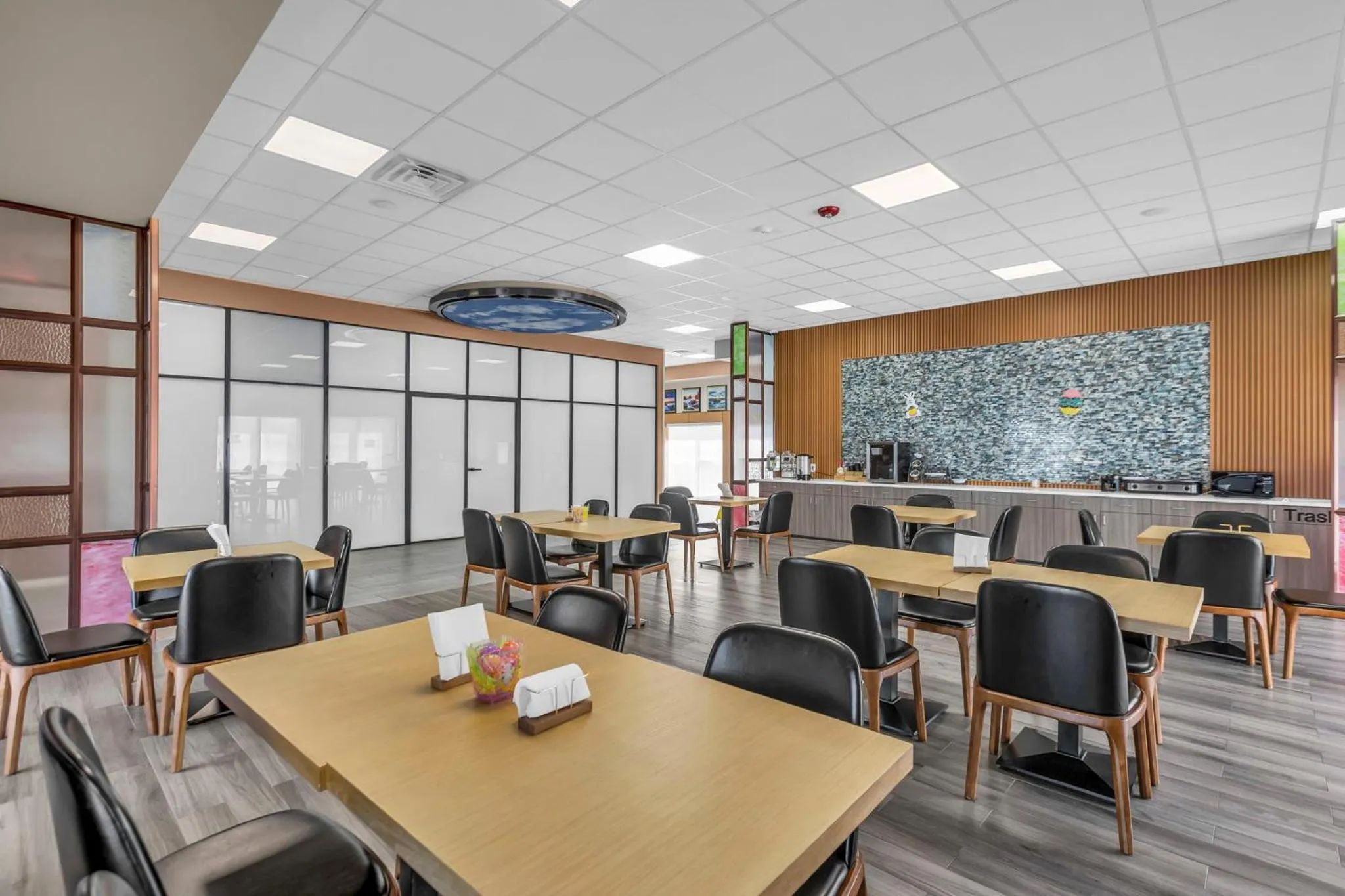 Breakfast in KC Inn Hotel Kansas City