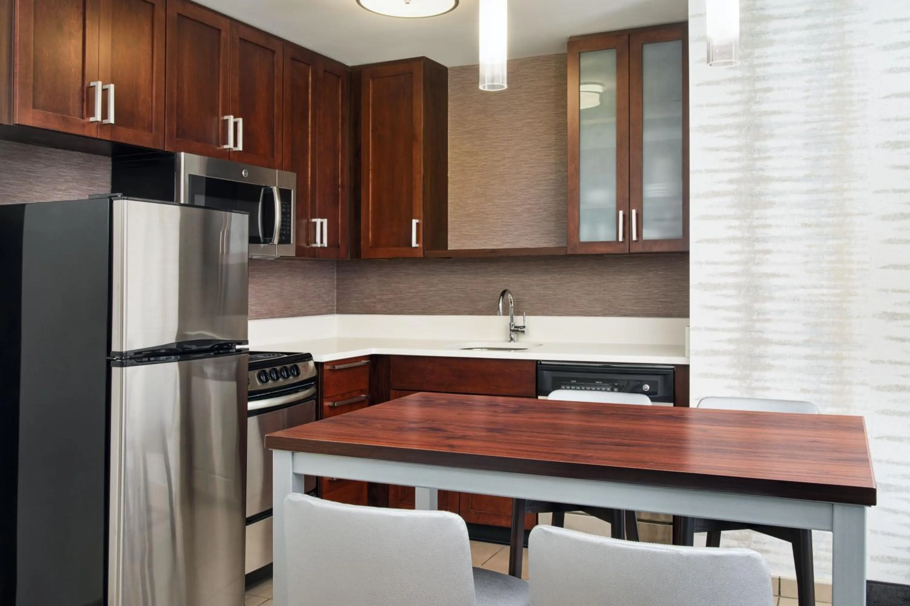 Bedroom in Residence Inn by Marriott Fort Myers at I-75 and Gulf Coast Town Center