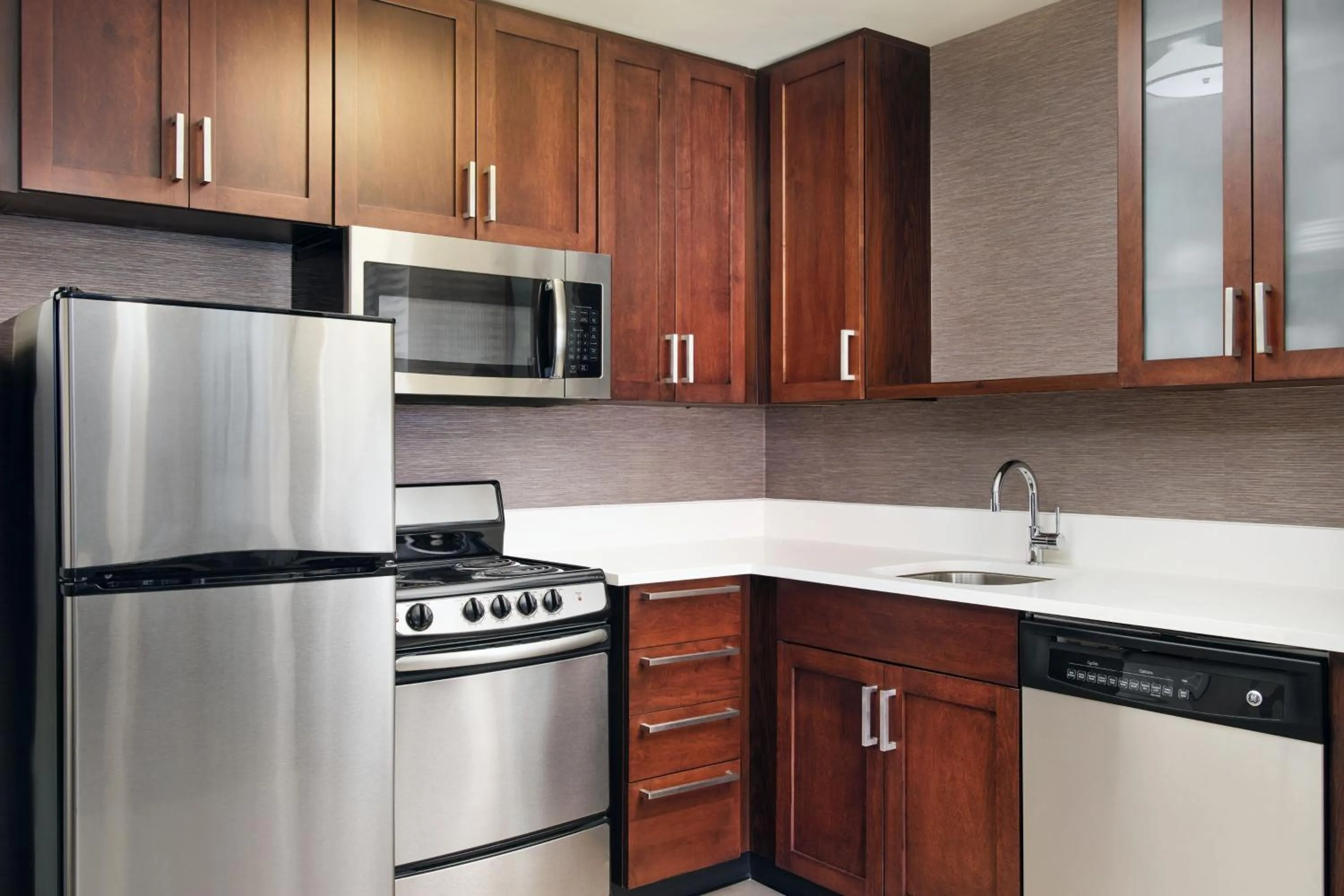 Bedroom in Residence Inn by Marriott Fort Myers at I-75 and Gulf Coast Town Center