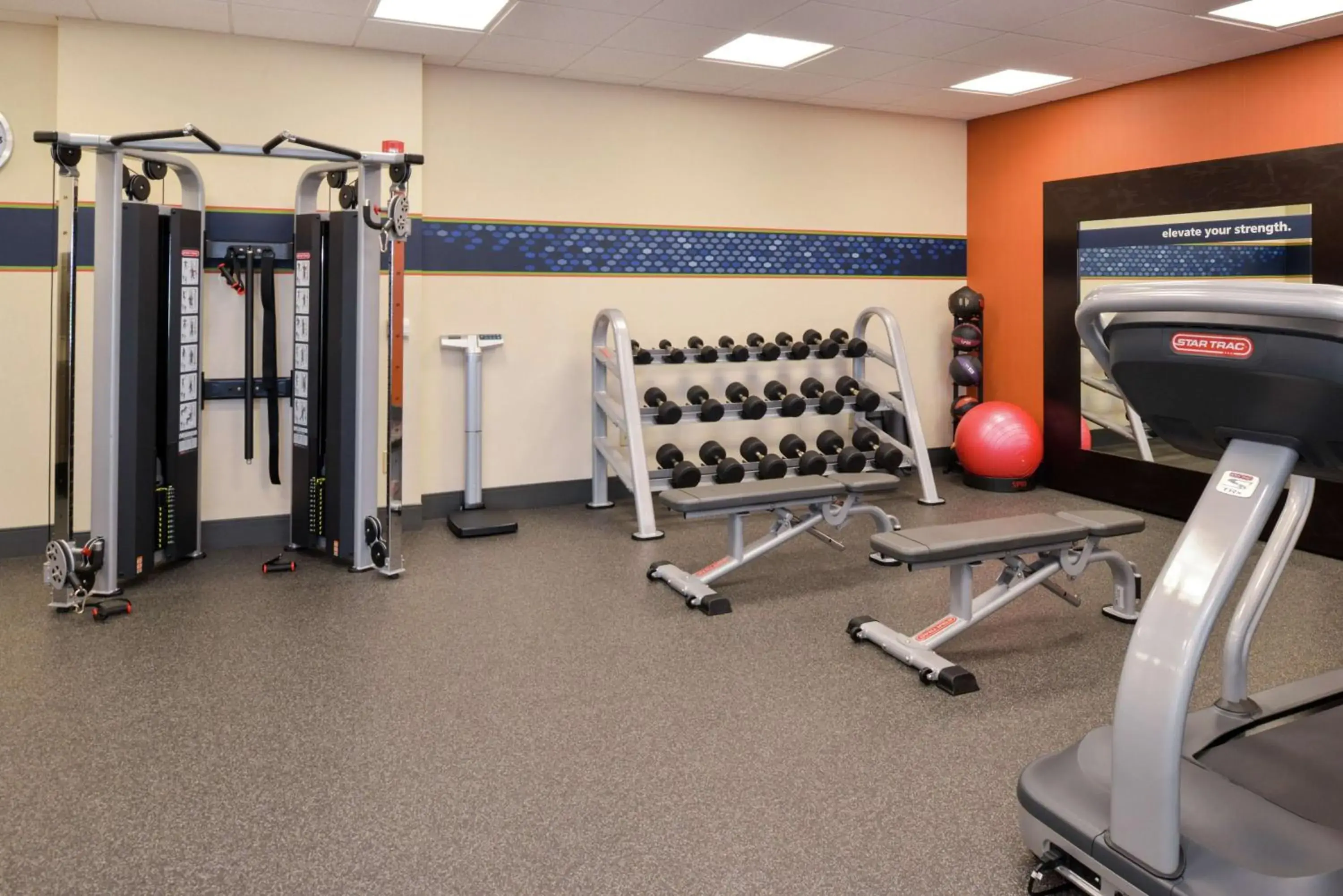 Fitness centre/facilities in Hampton Inn & Suites by Hilton Lonoke Fitness centre/facilities in Hampton Inn & Suites by Hilton Lonoke