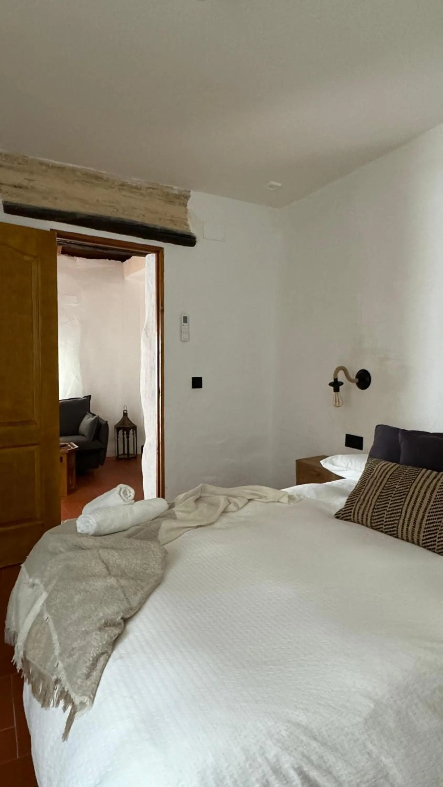 Bedroom, Bed in Apartamentos Jerez Siglo XIX