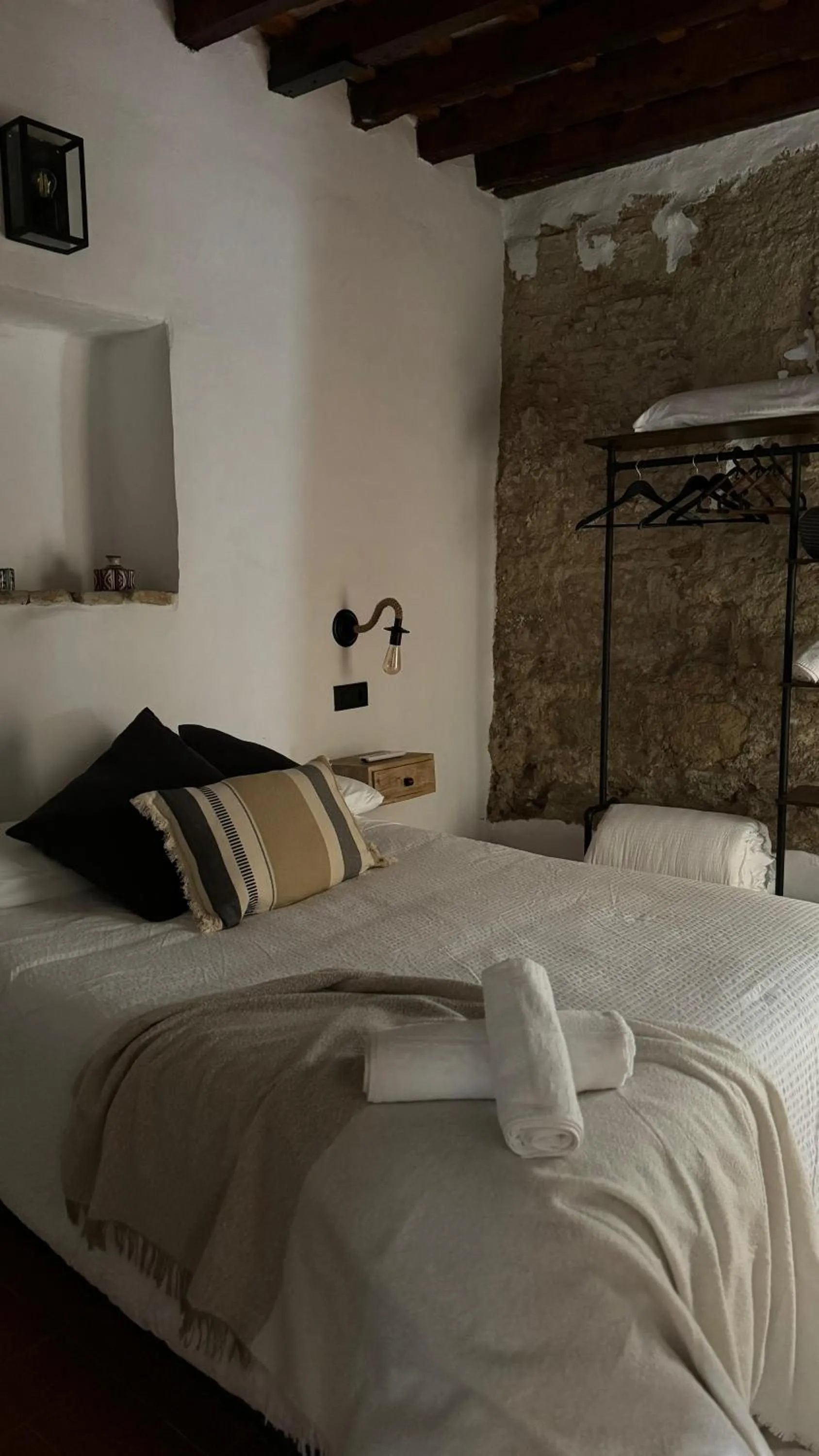 Bedroom, Bed in Apartamentos Jerez Siglo XIX