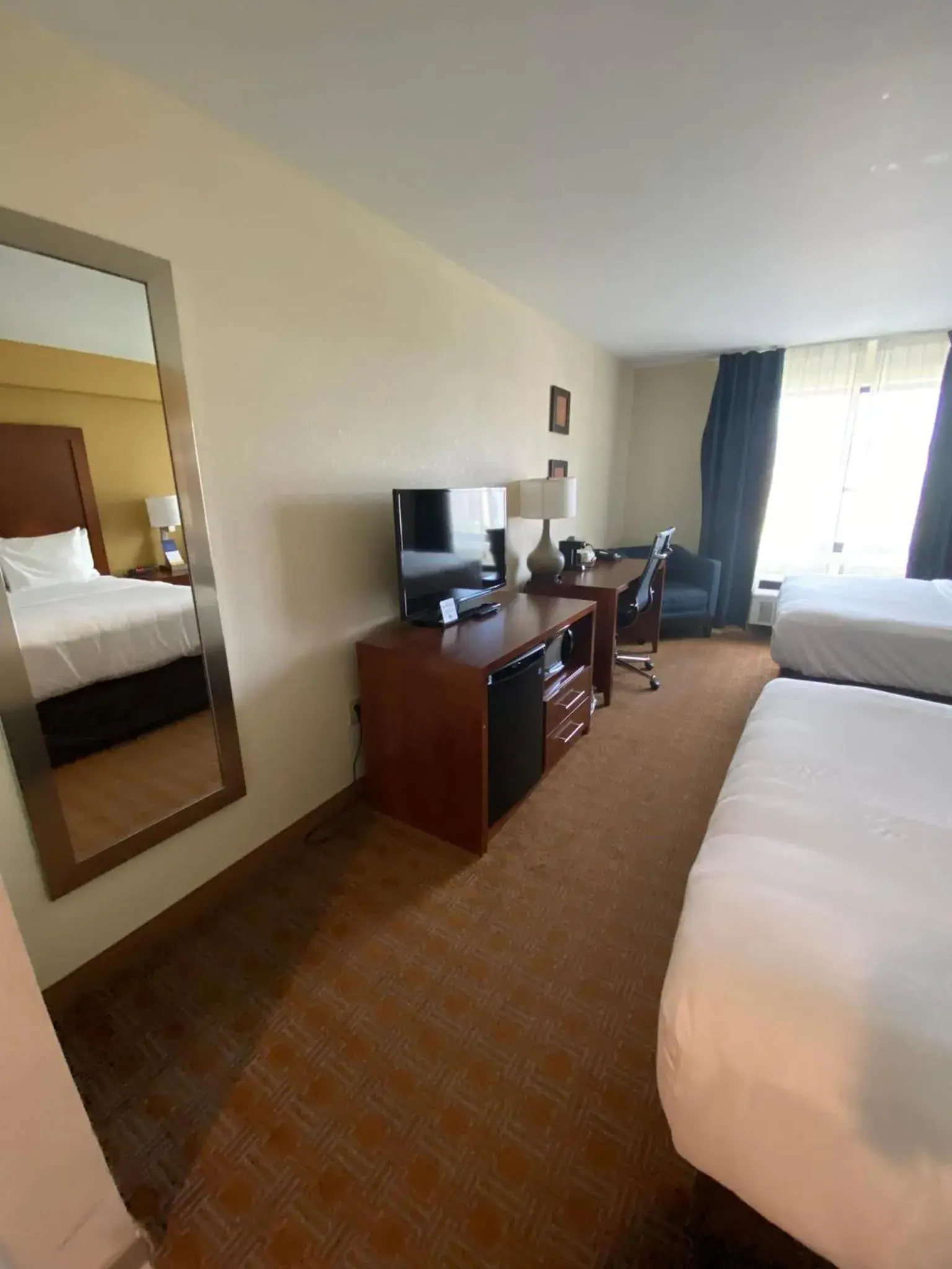 Standard Queen Room with Two Queen Beds in Comfort Inn & Suites Brattleboro I-91 Standard Queen Room with Two Queen Beds in Comfort Inn & Suites Brattleboro I-91