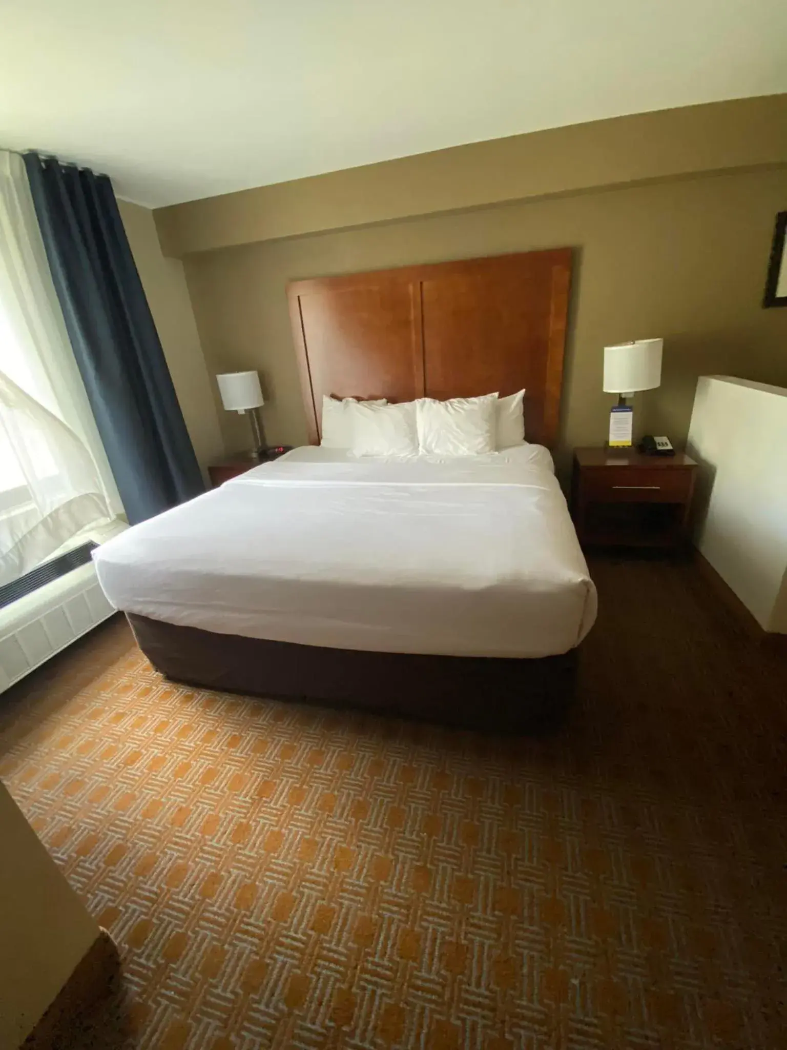 Bed in Comfort Inn & Suites Brattleboro I-91 Bed in Comfort Inn & Suites Brattleboro I-91