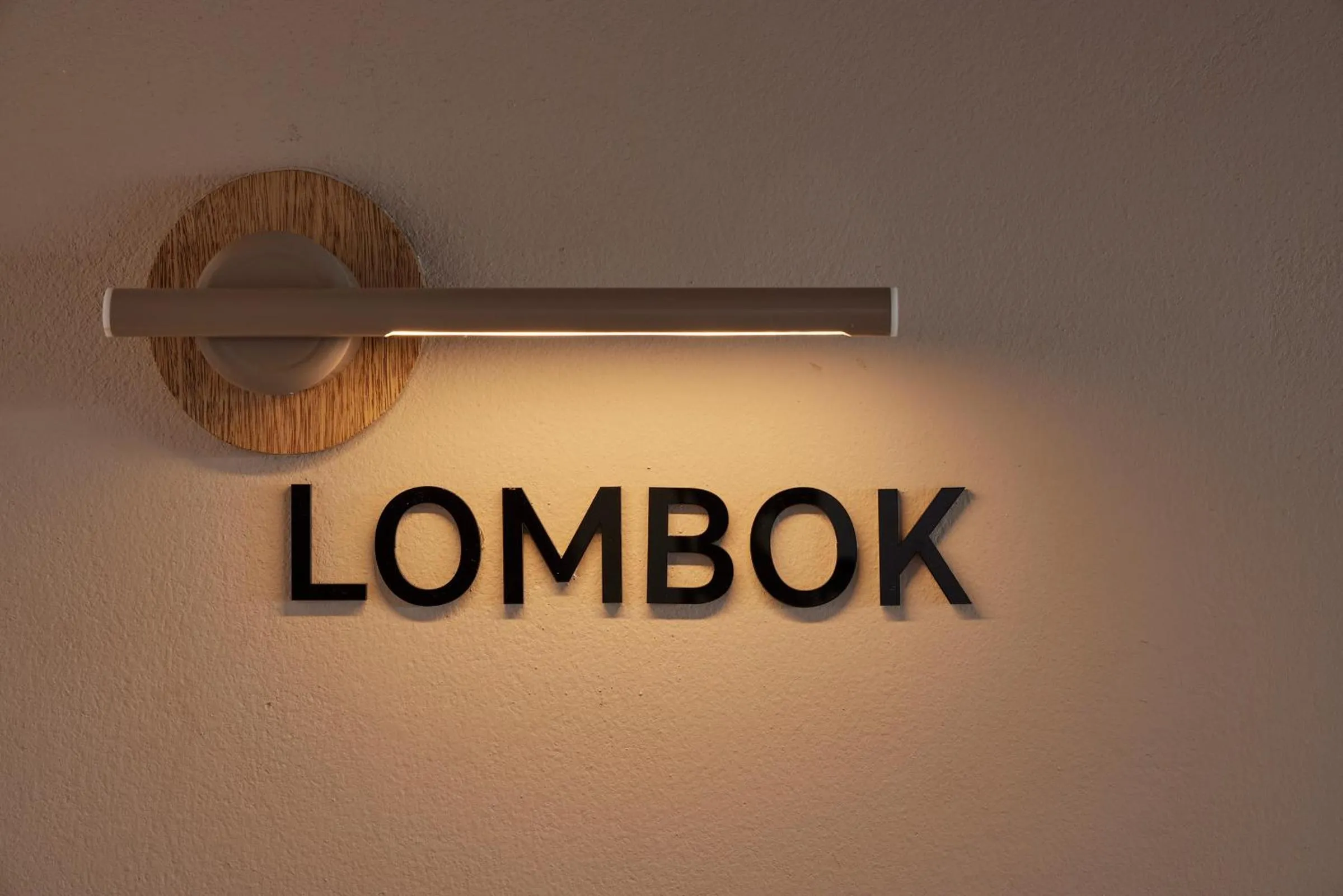 Logo/Certificate/Sign in Antipoda Hotel Boutique