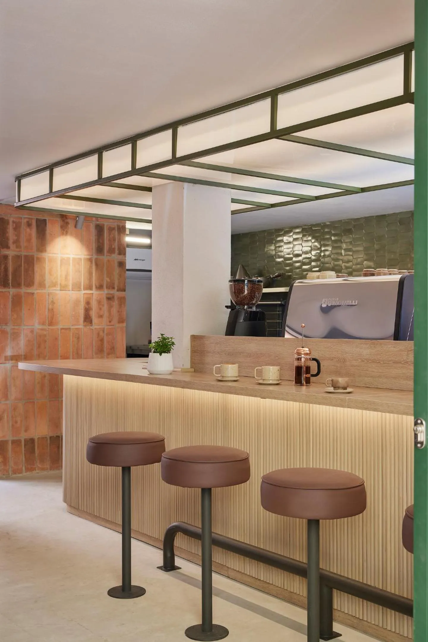 Restaurant/places to eat in Antipoda Hotel Boutique