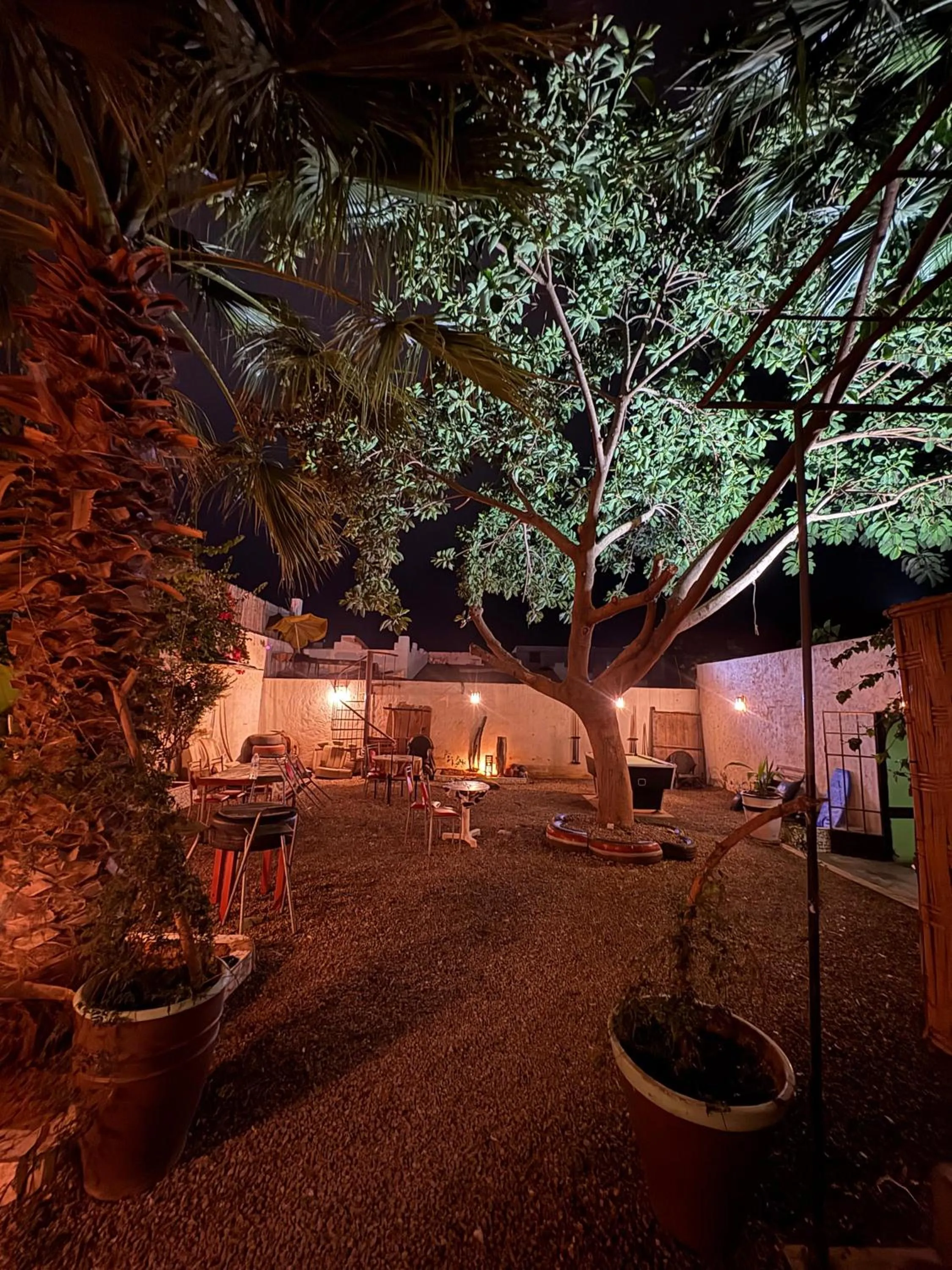 Night in ASARAG GUEST HOUSE, YOGA & Surf
