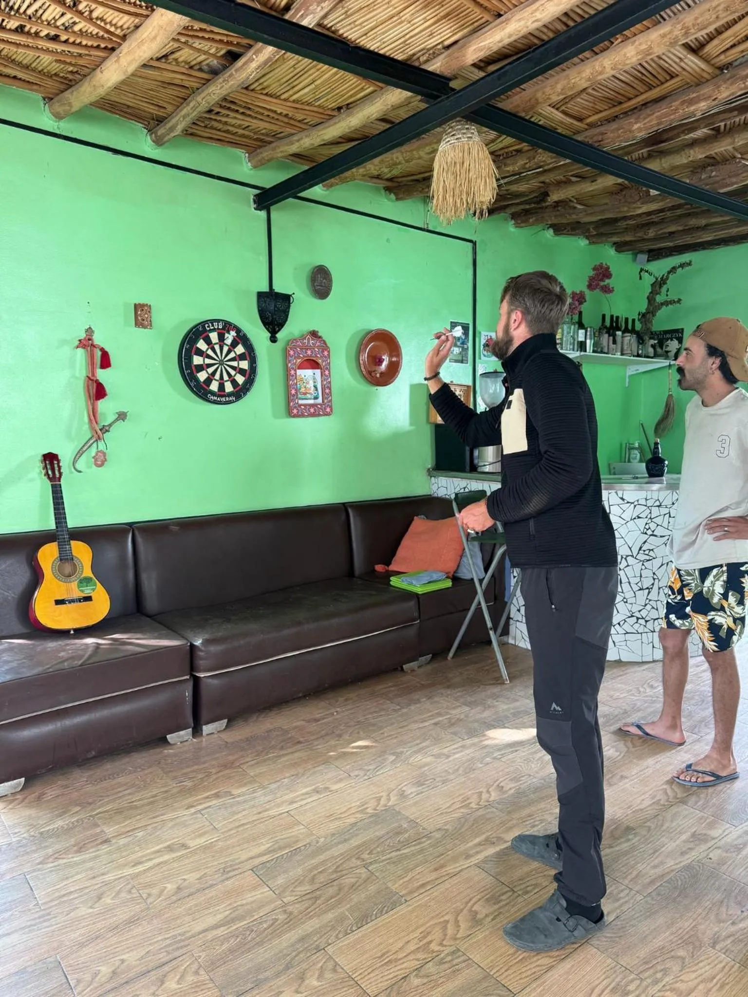 ASARAG GUEST HOUSE, YOGA & Surf
