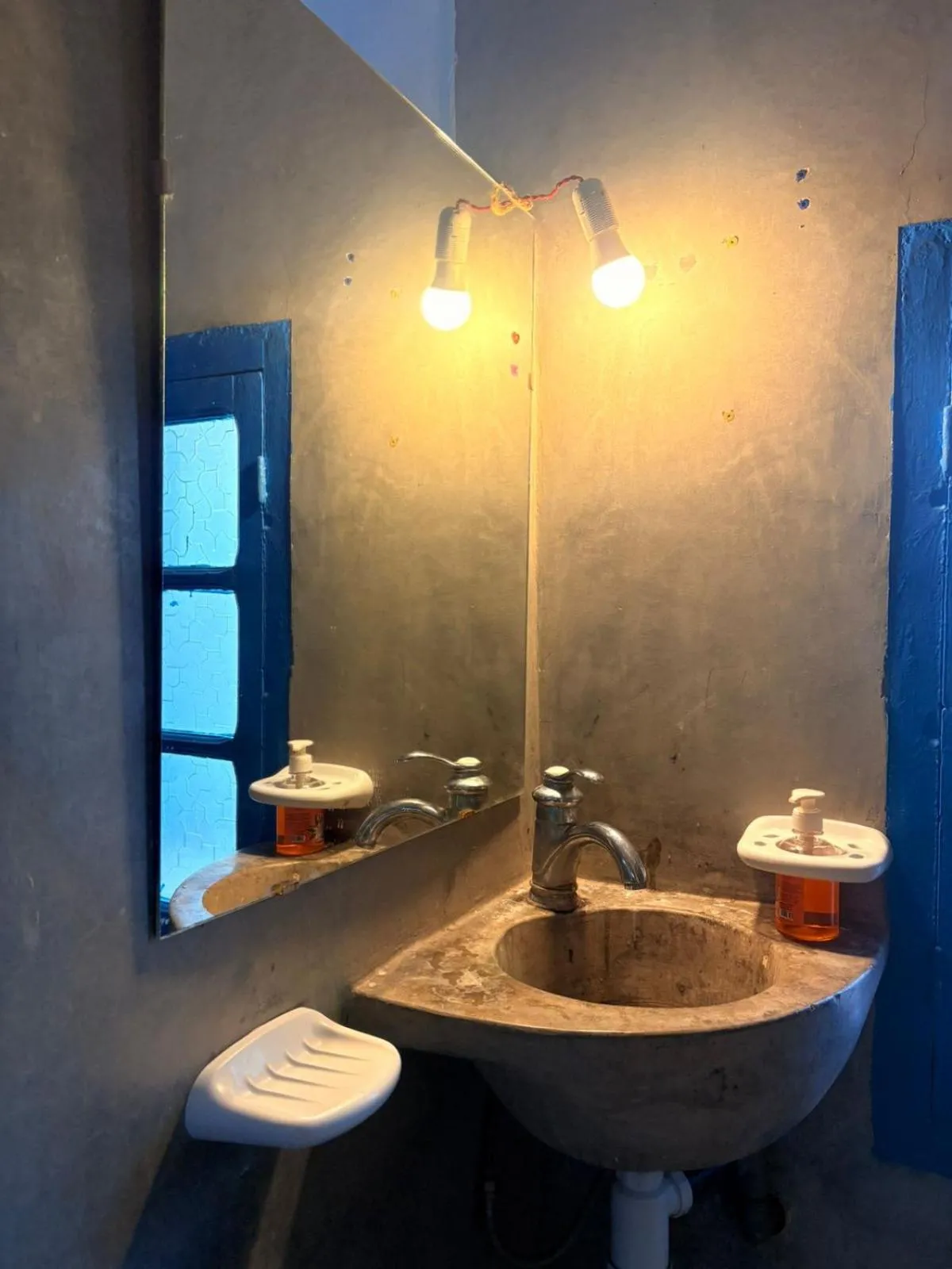 Bathroom in ASARAG GUEST HOUSE, YOGA & Surf