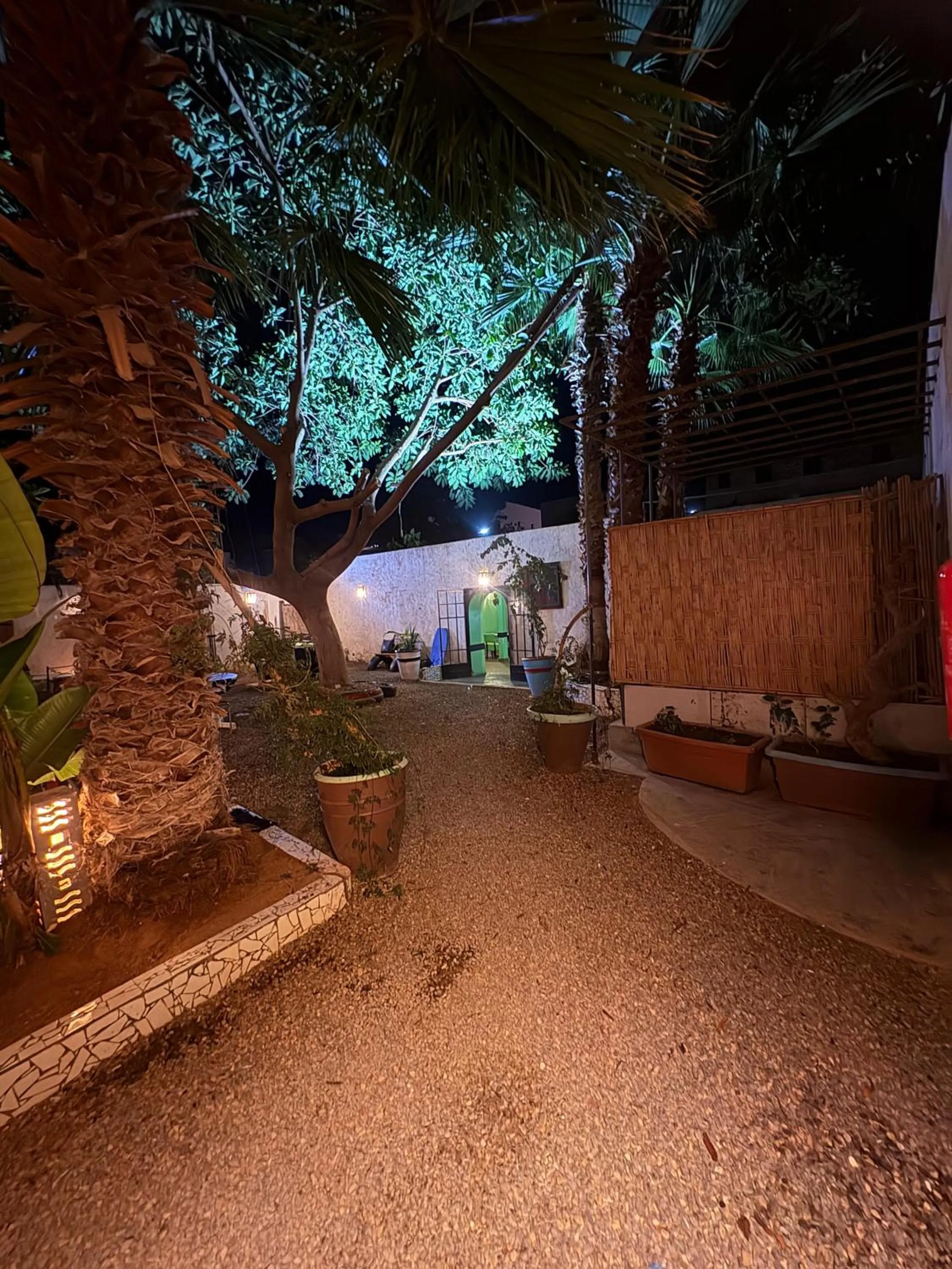 Night in ASARAG GUEST HOUSE, YOGA & Surf