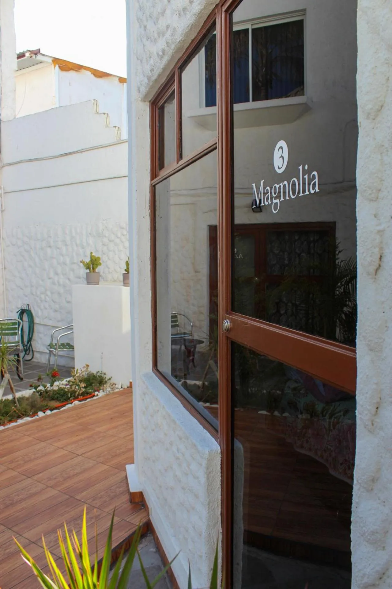 Facade/entrance in Hotel Allende