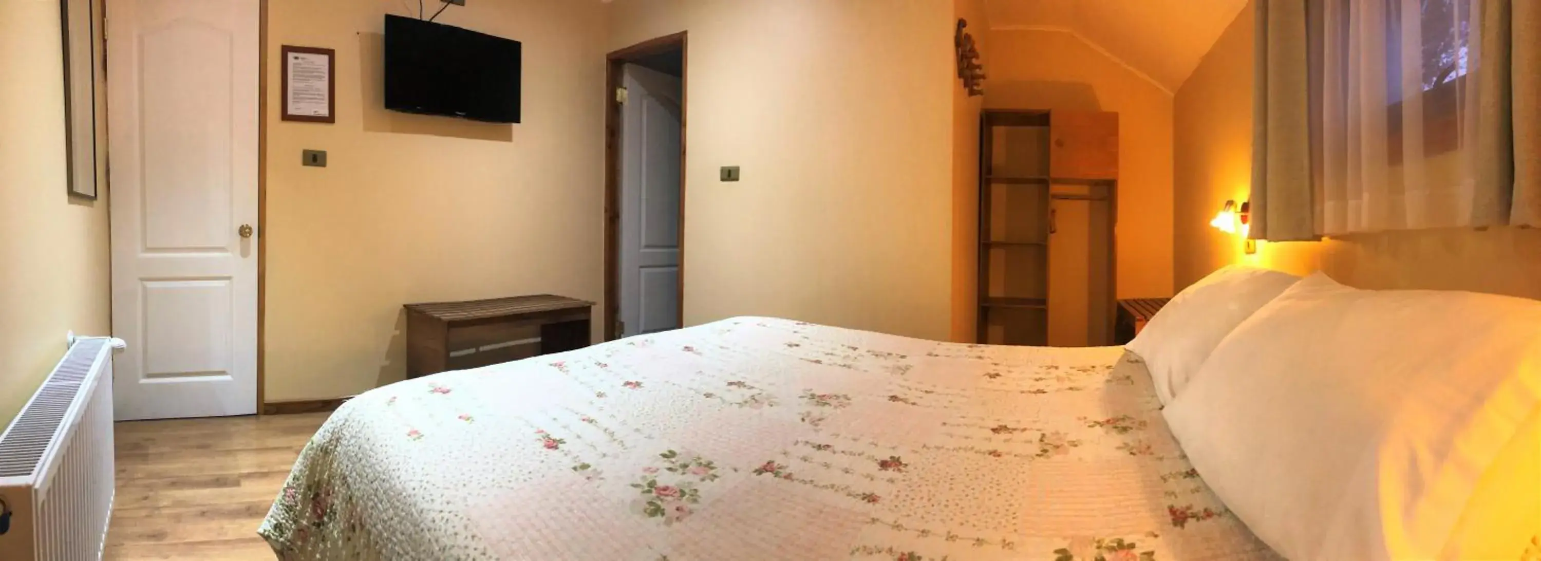 Double Room with Private Bathroom in Hostal Graciela Double Room with Private Bathroom in Hostal Graciela