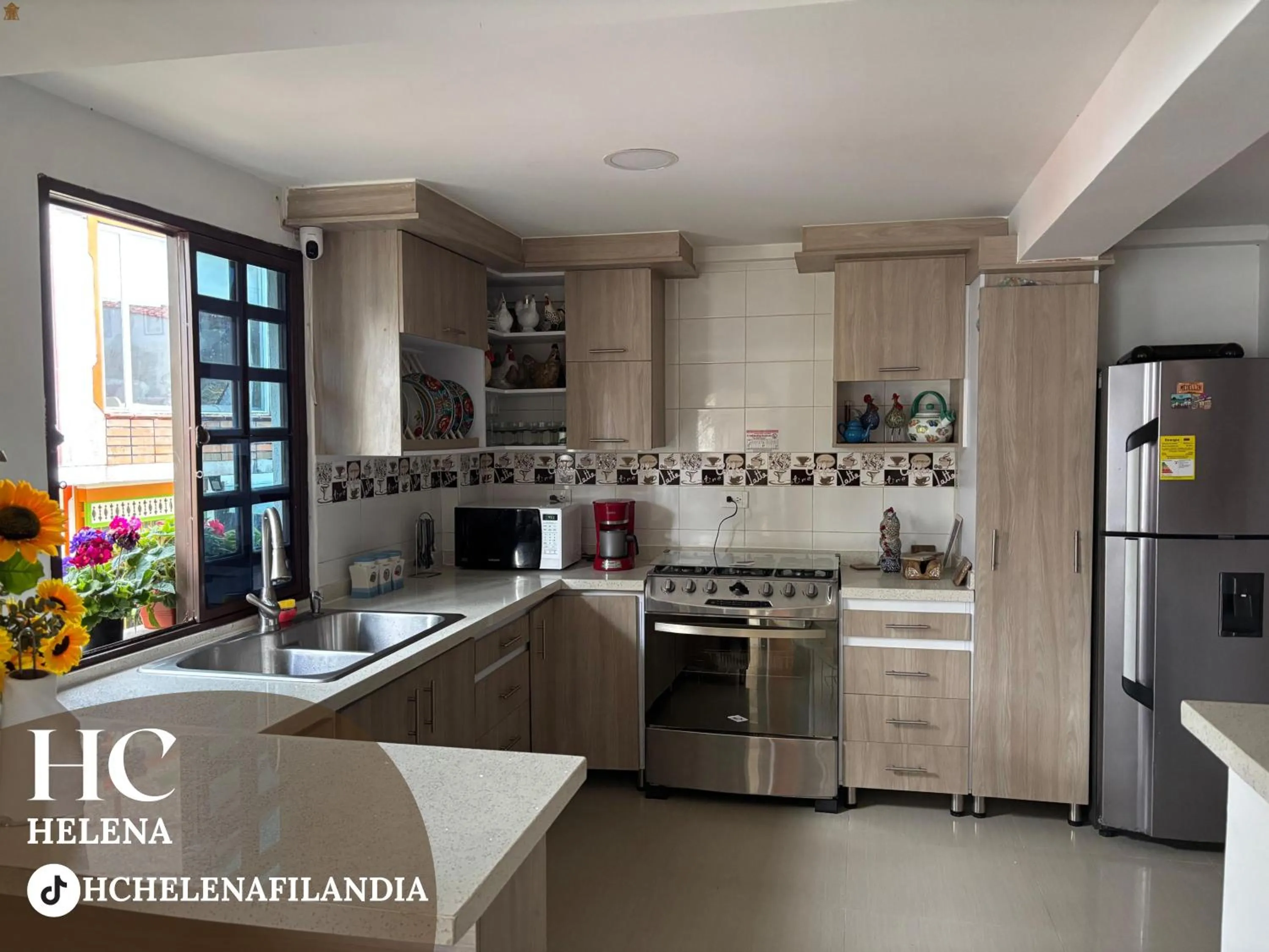 Kitchen or kitchenette in HC Helena