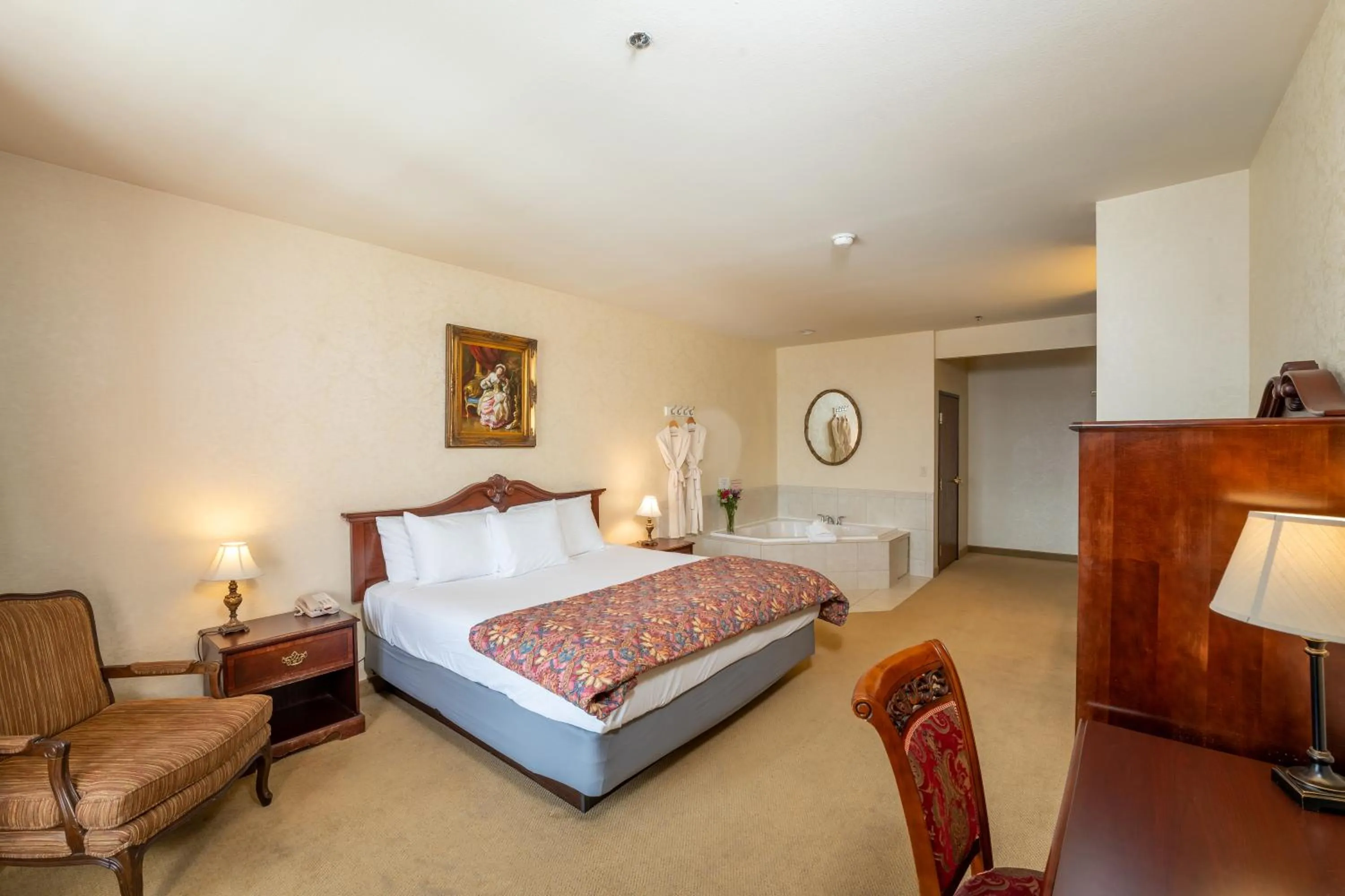 Bed in Silverland Inn