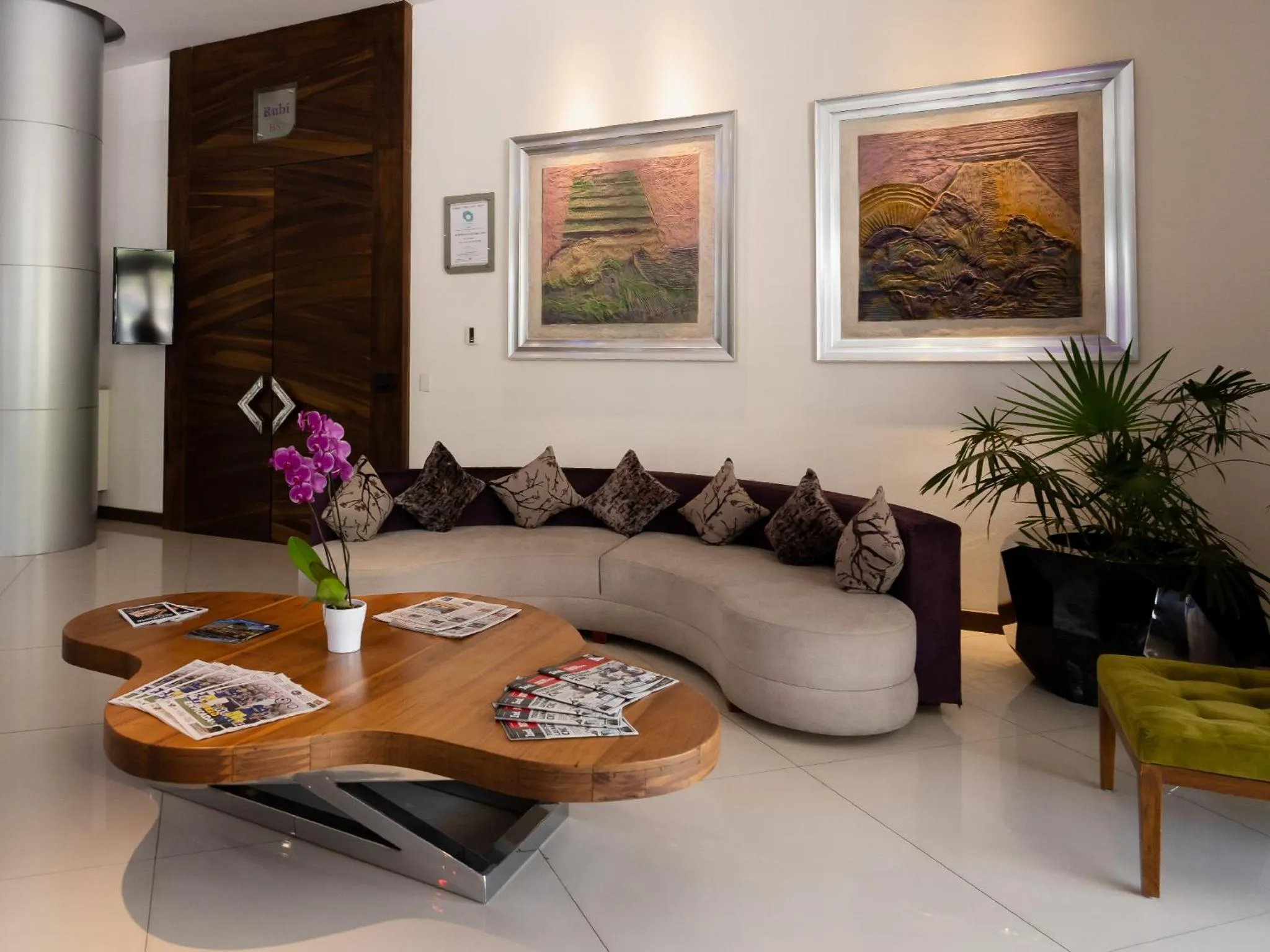 Lobby or reception in HS HOTSSON Hotel Queretaro