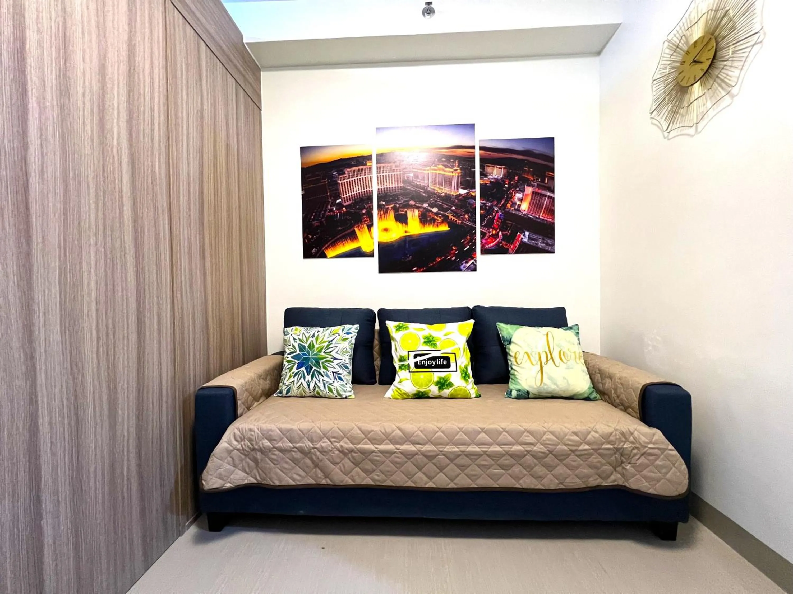 Living room in Shore Residences MOA Dynastel Staycation