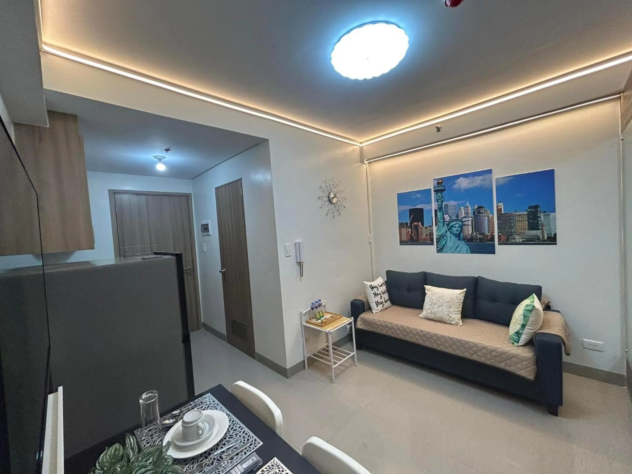 Living room in Shore Residences MOA Dynastel Staycation