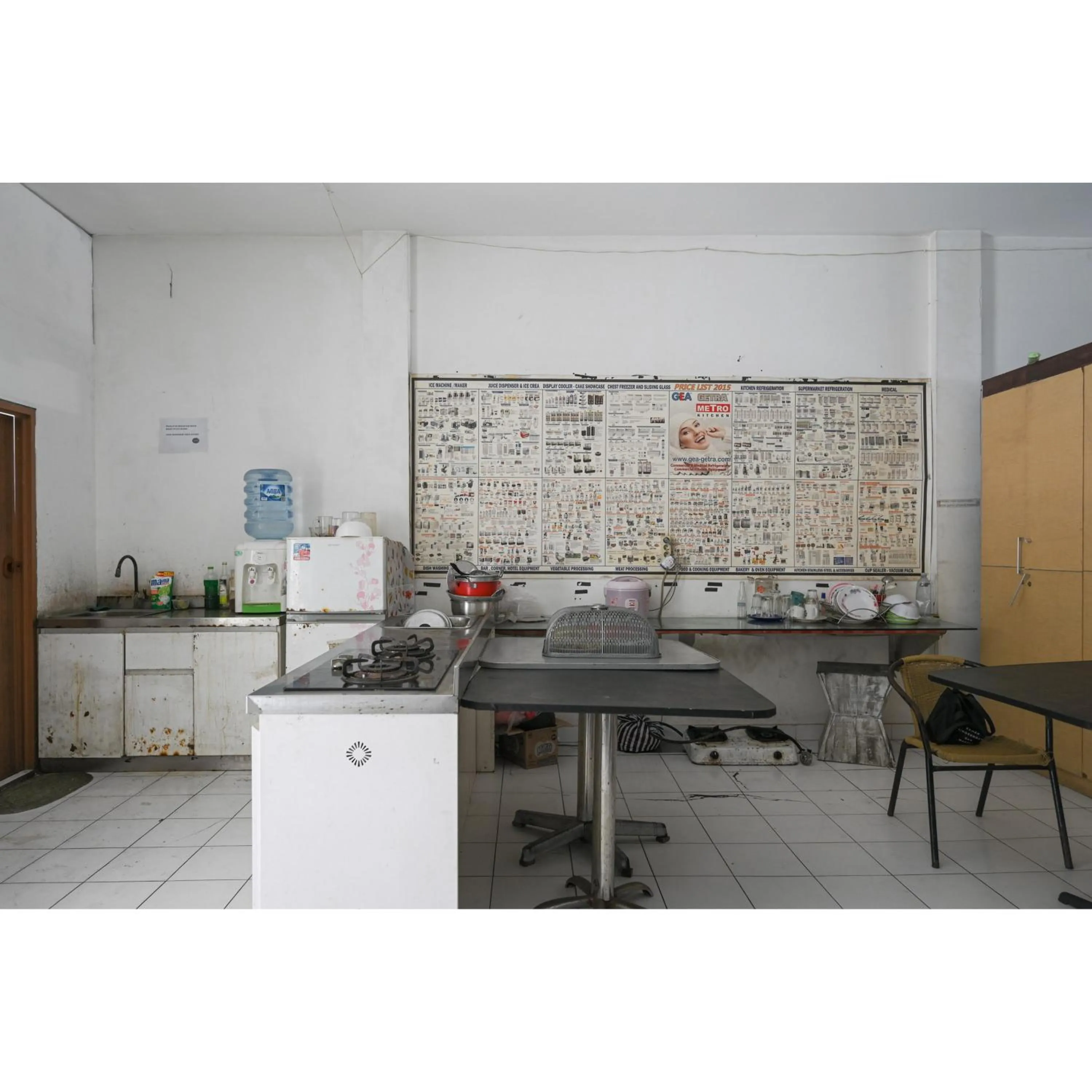 kitchen in Bunk Bed Bali near Sanur Mitra RedDoorz