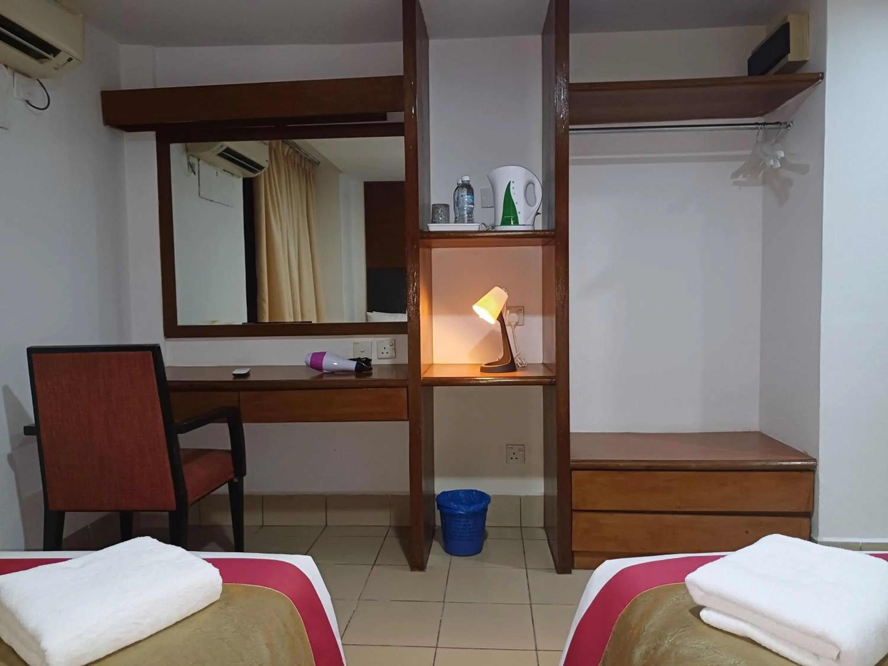 hair dresser, Bed in Hotel Seri Putra hair dresser, Bed in Hotel Seri Putra