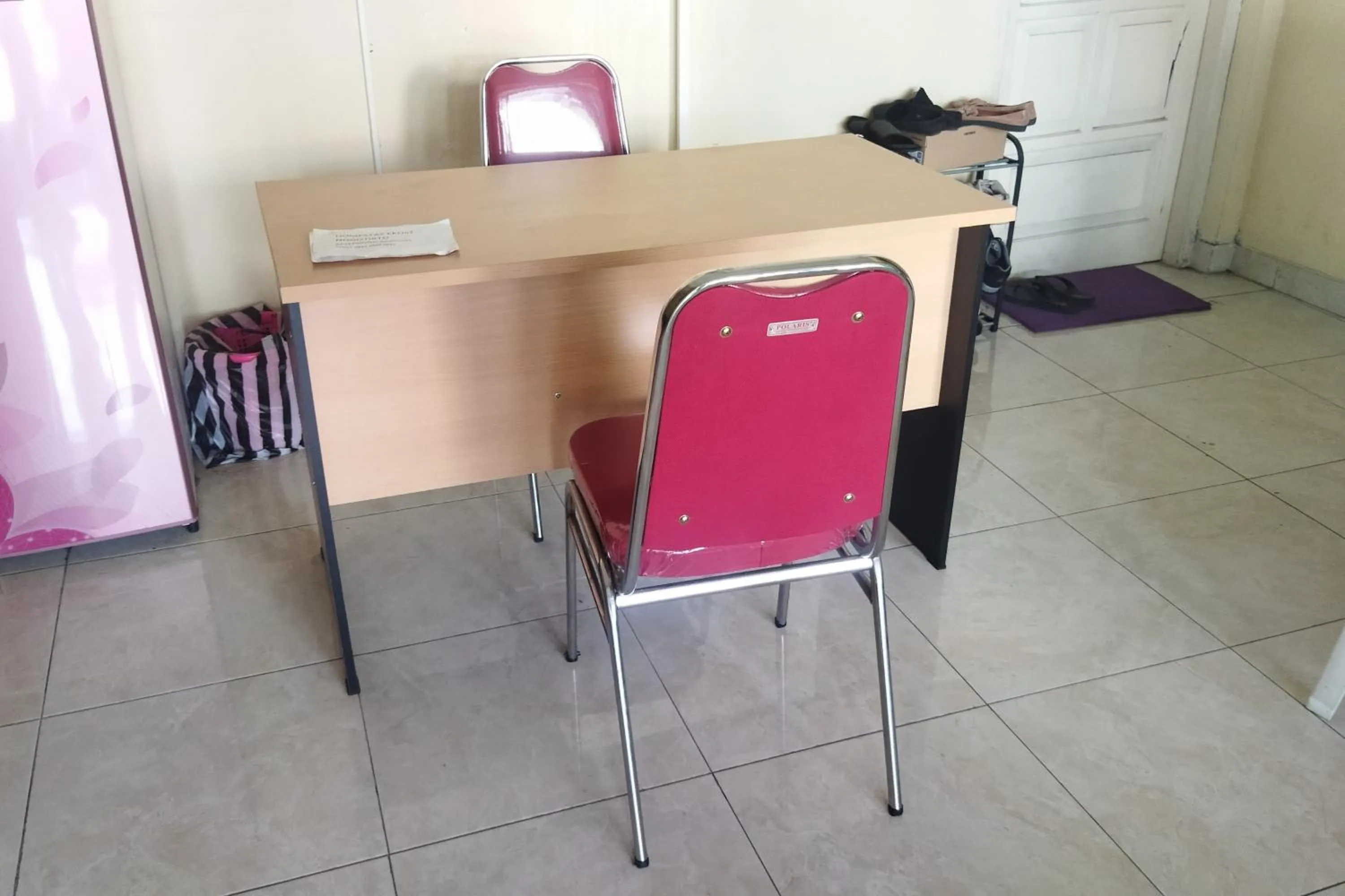 Lobby or reception in SPOT ON 93442 Widya Homestay SyariahNearBandara Sultan Syarif Kasim II