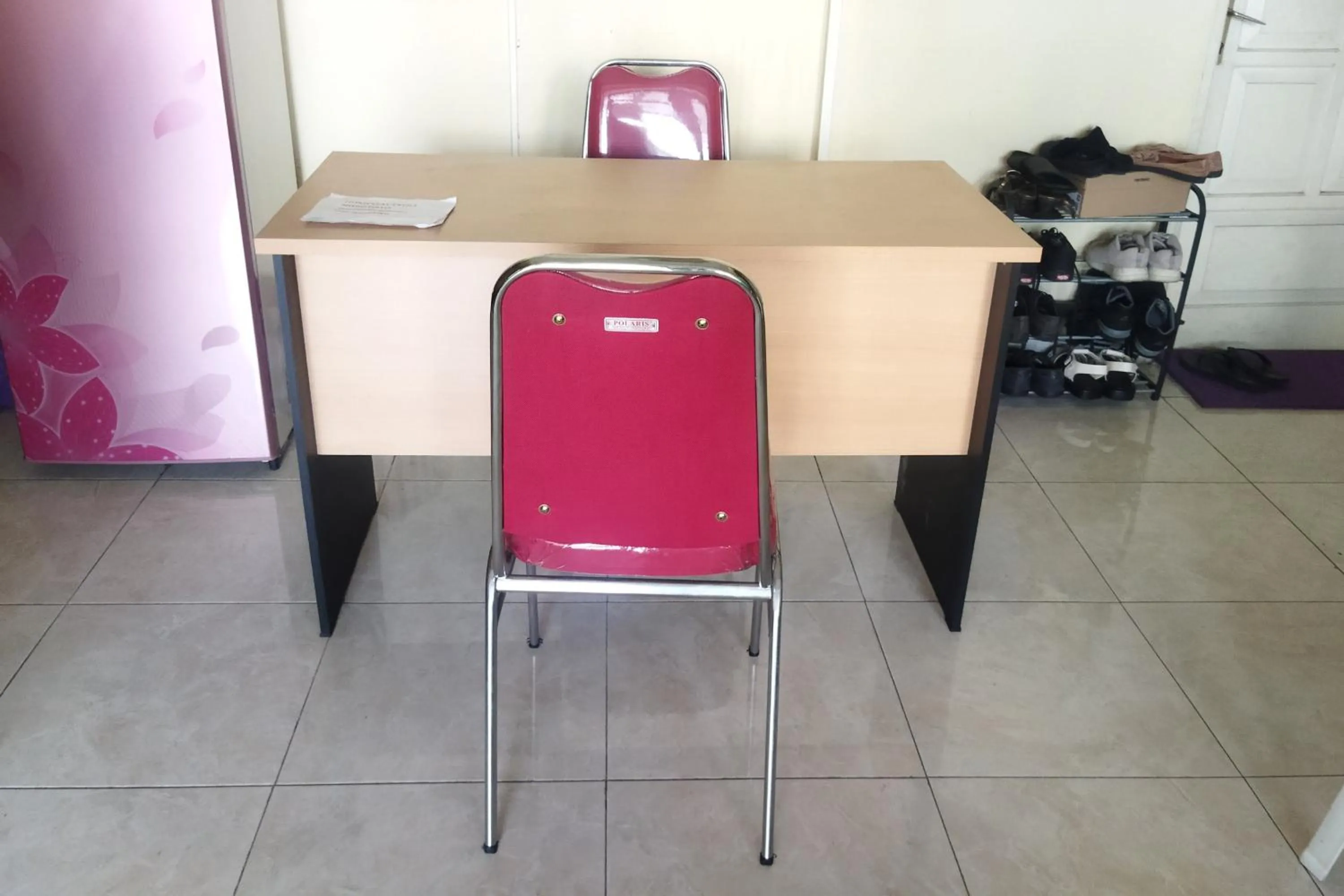 Lobby or reception in SPOT ON 93442 Widya Homestay SyariahNearBandara Sultan Syarif Kasim II