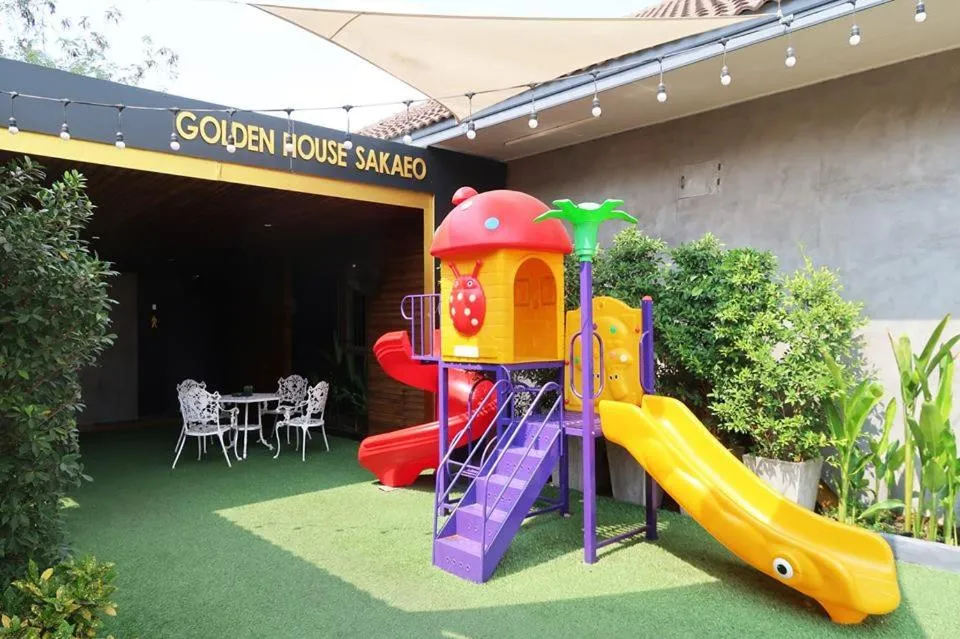 Area and facilities in Golden House Hotel Sakaeo