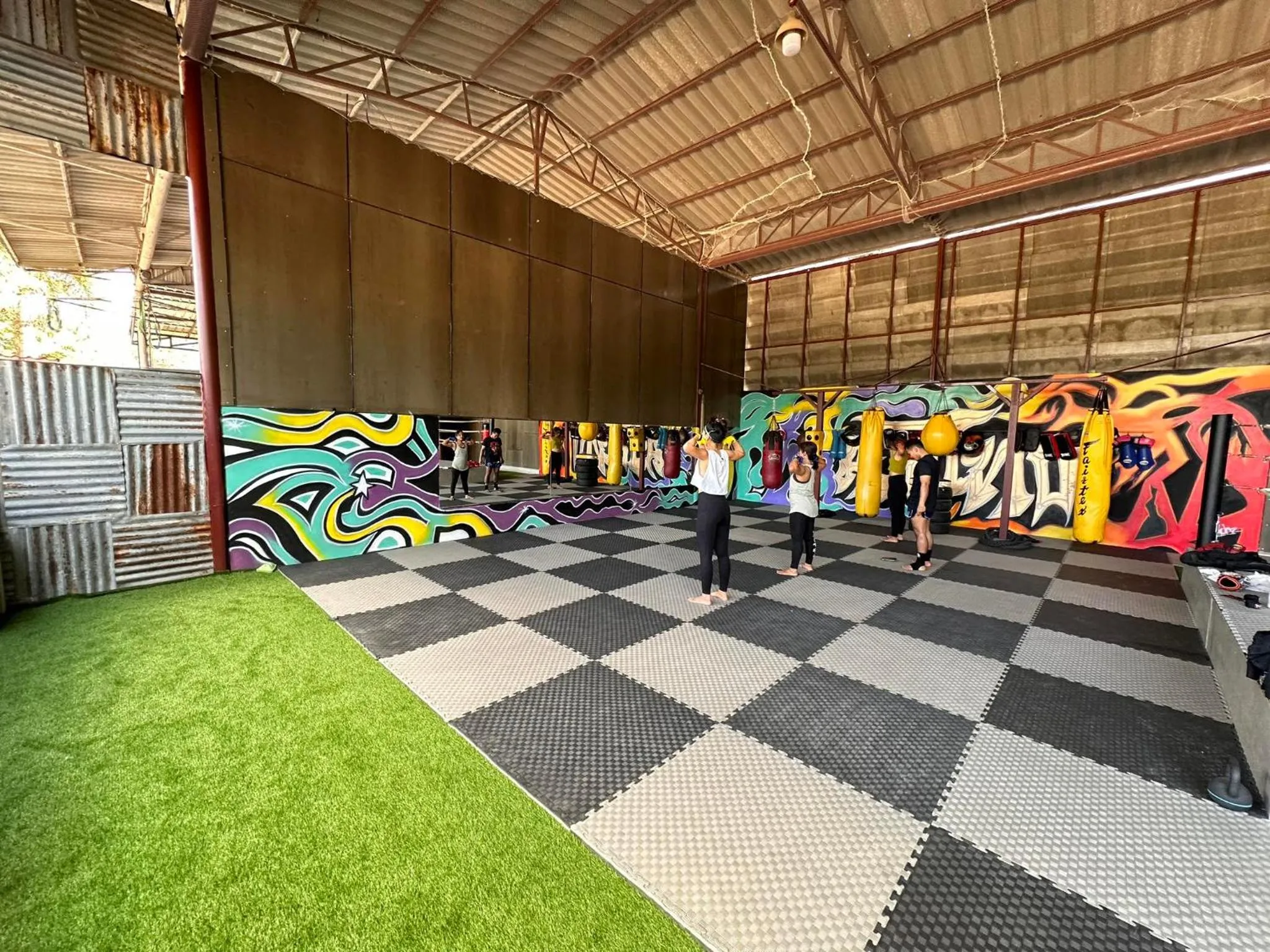 Activities in Golden House Hotel Sakaeo