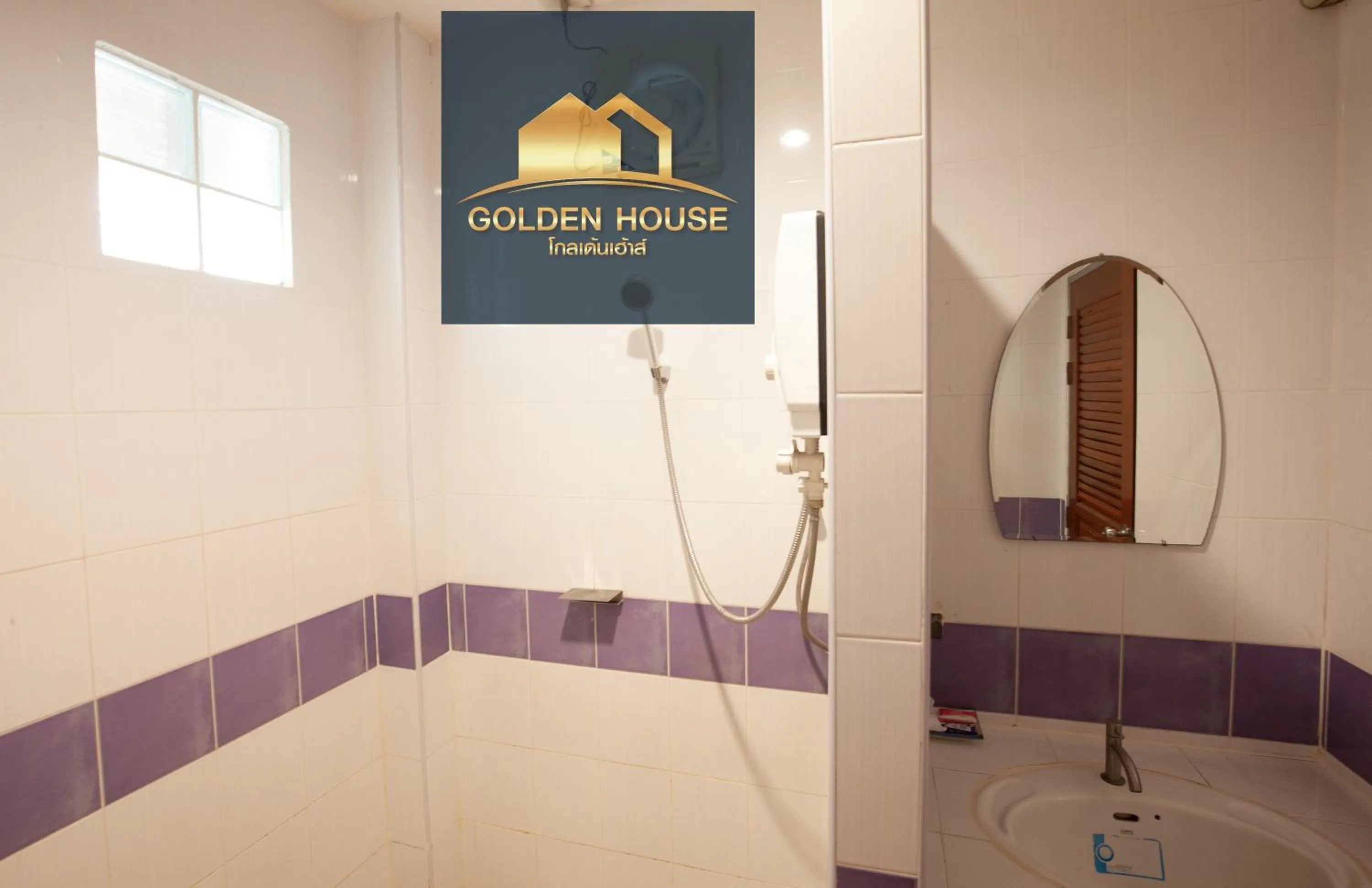 Bathroom in Golden House Hotel Sakaeo