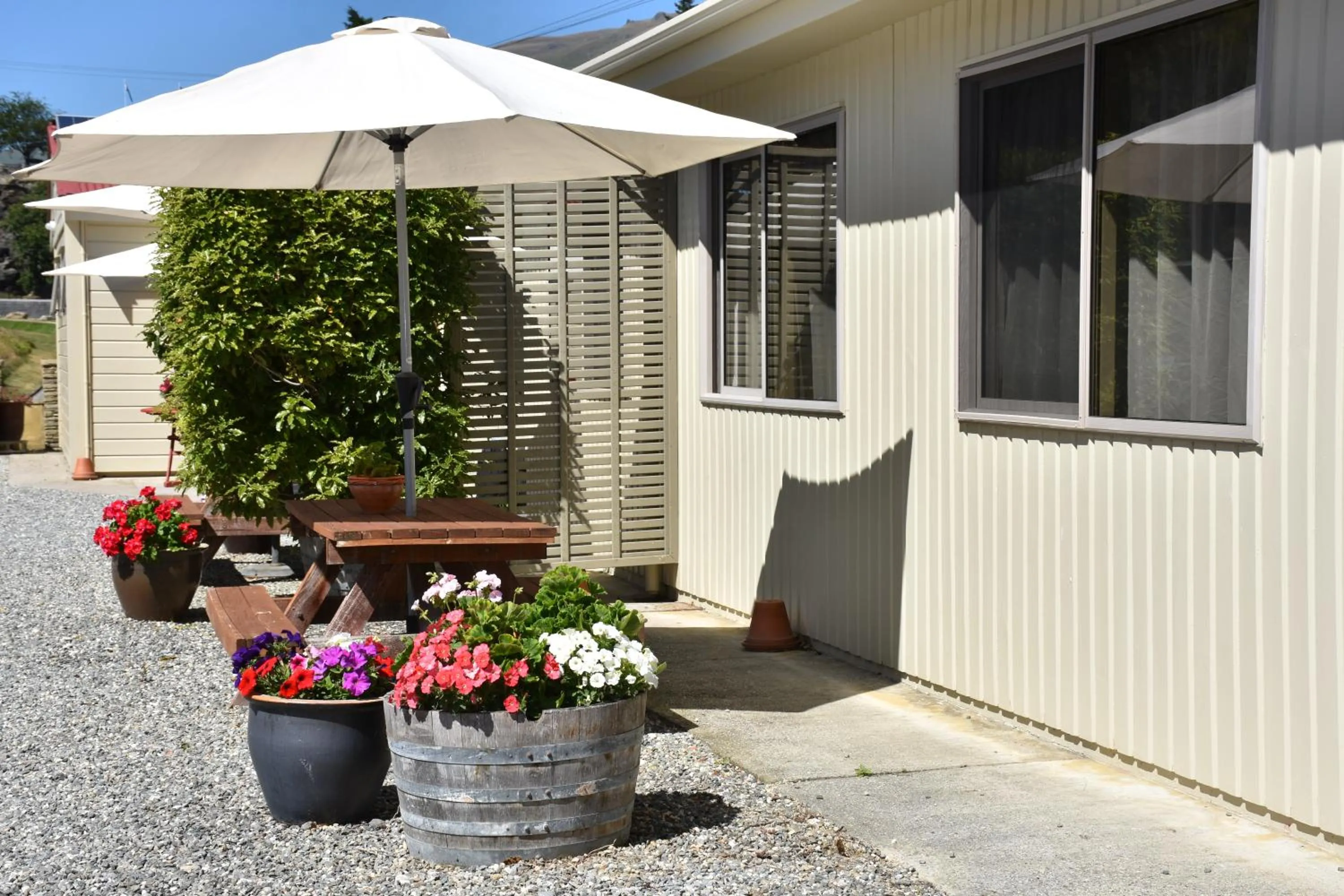 Garden in Roxburgh Motels