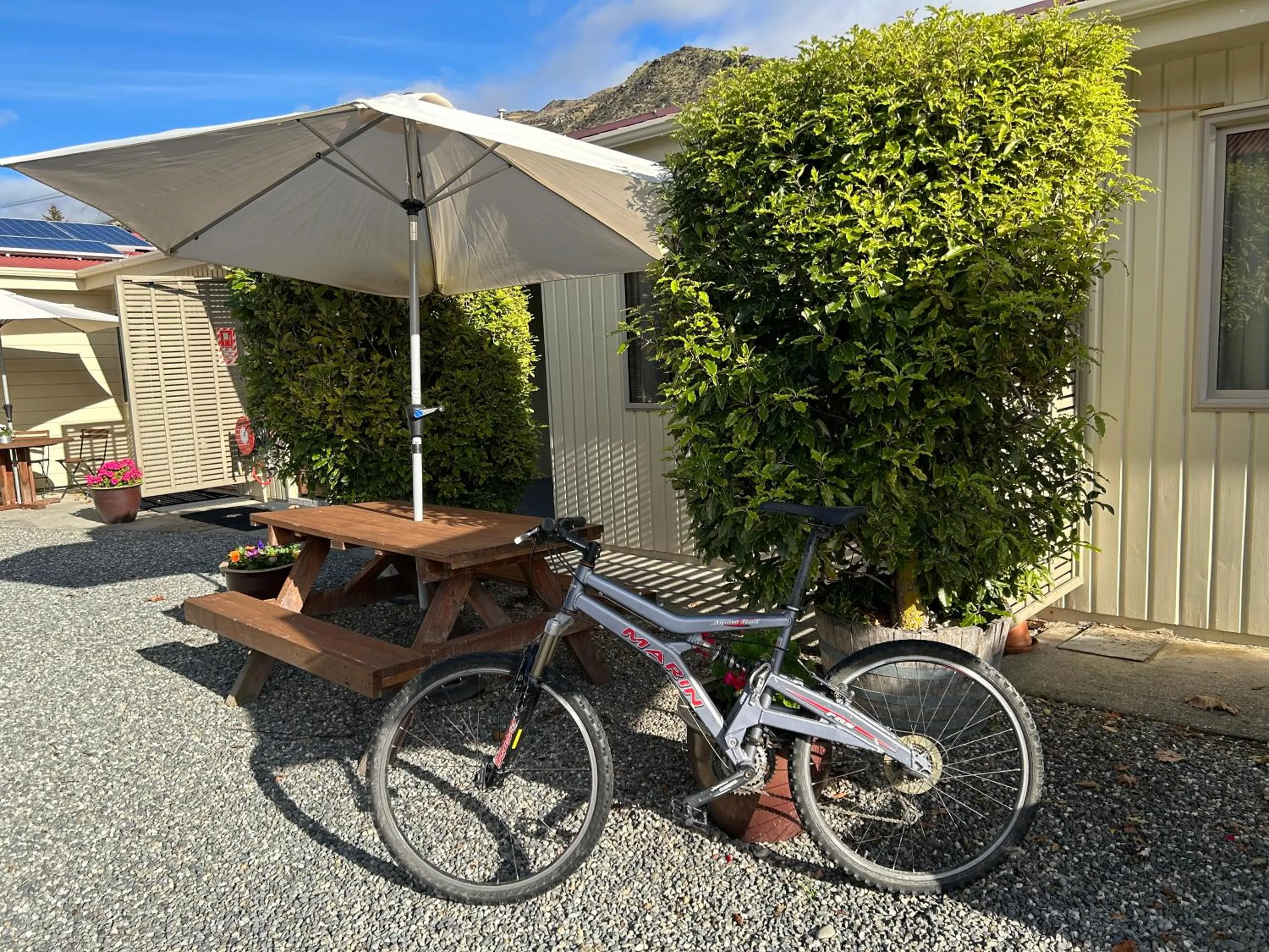 Garden in Roxburgh Motels