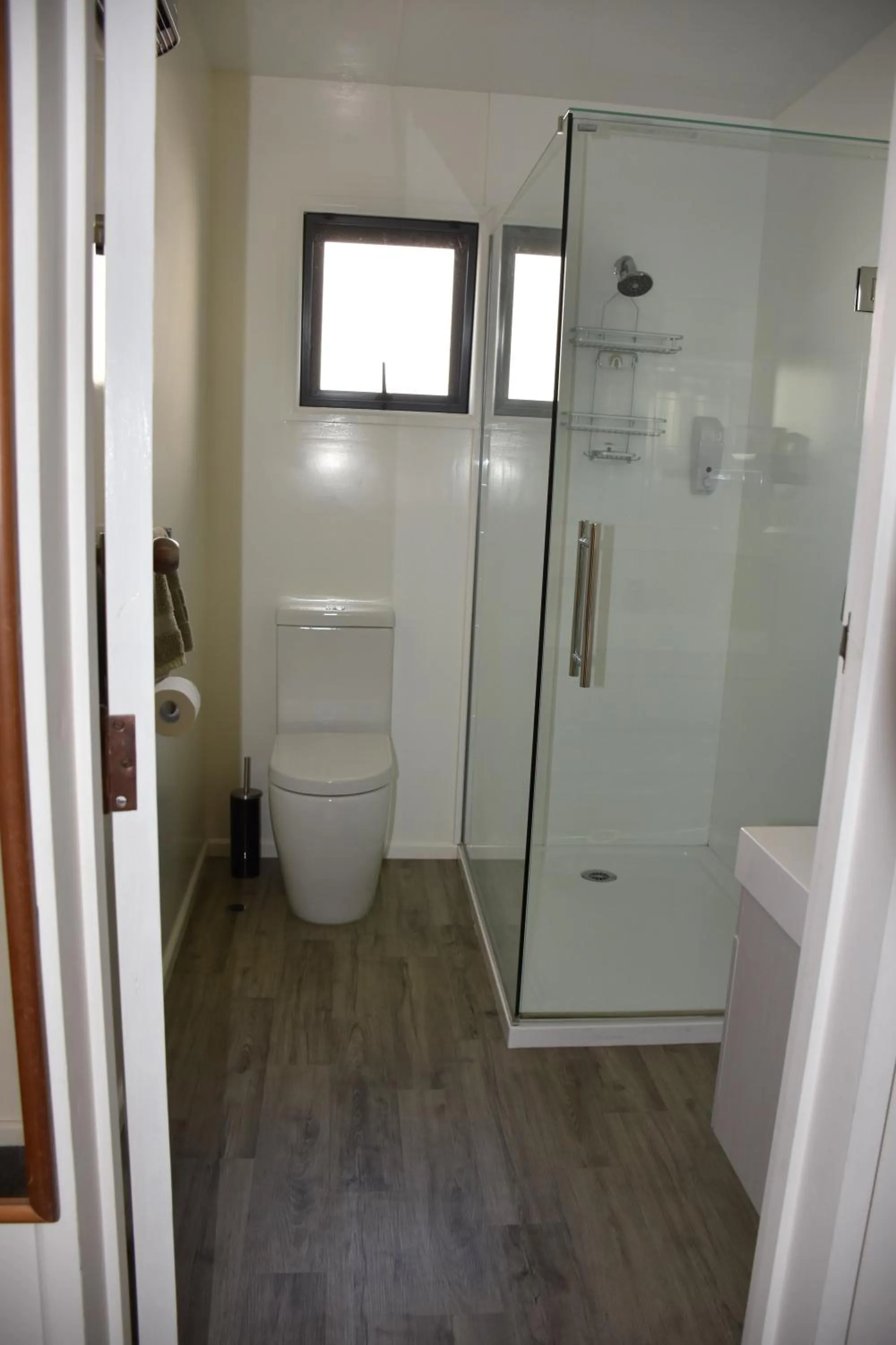 Bathroom in Roxburgh Motels