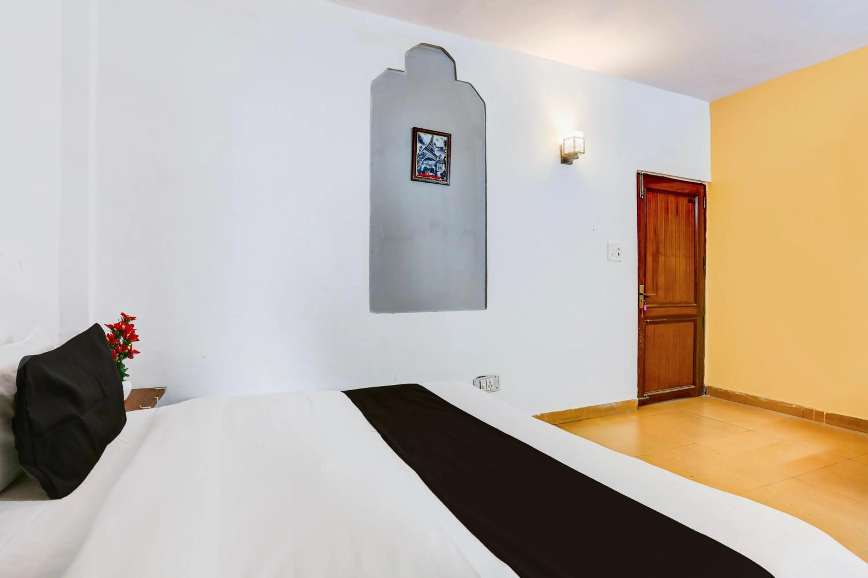 Bedroom, Bed in Hotel O KC