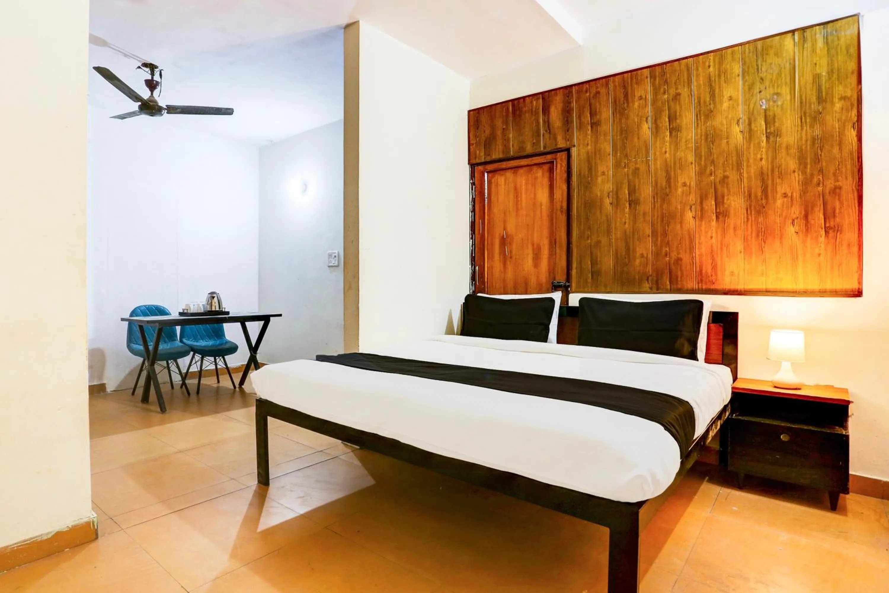 Bedroom, Bed in Hotel O KC