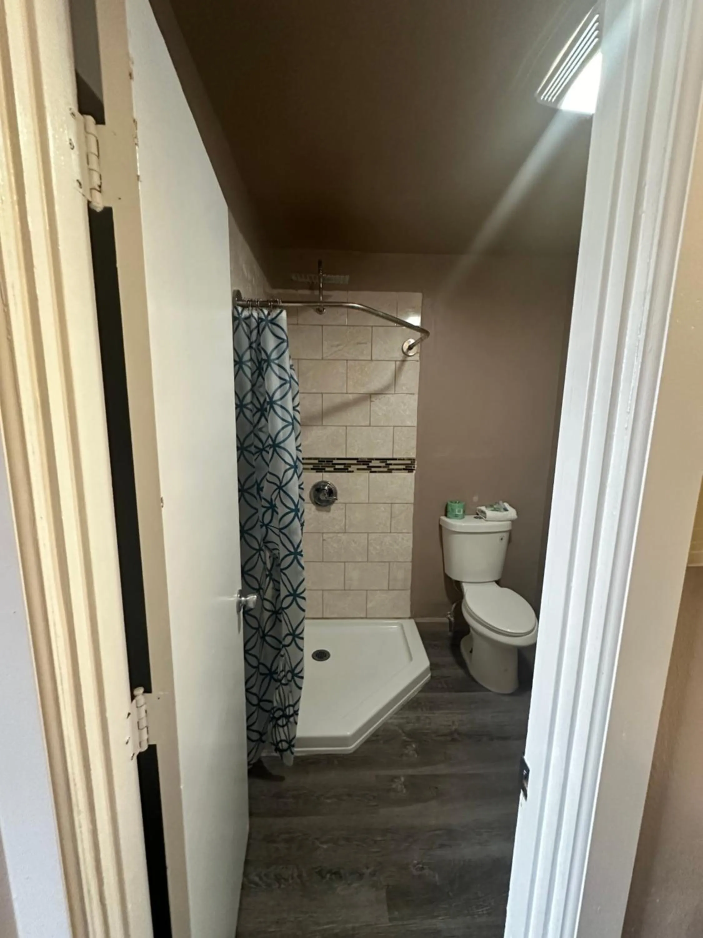 Shower in Dream Inn