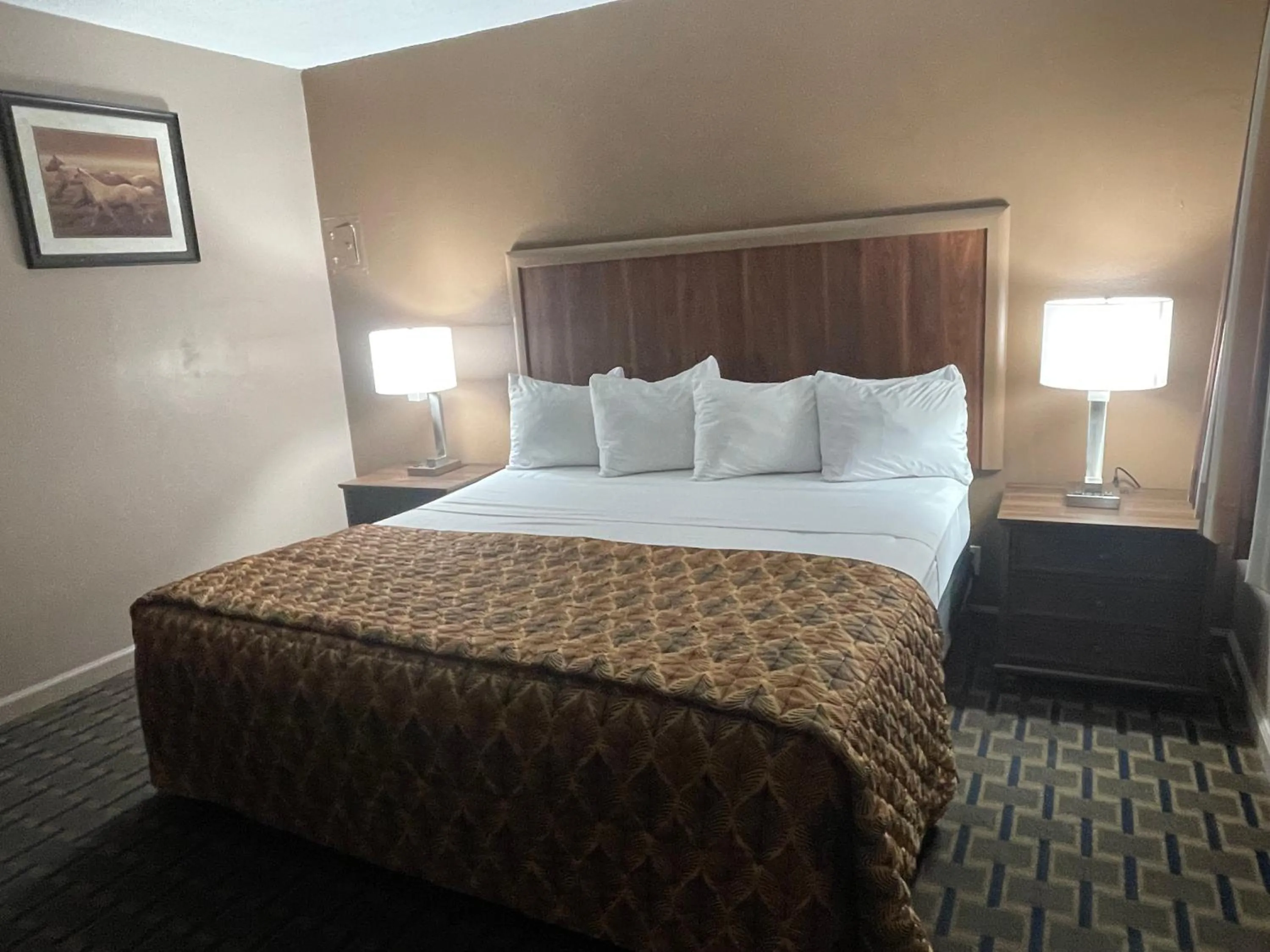 Bedroom, Bed in Dream Inn