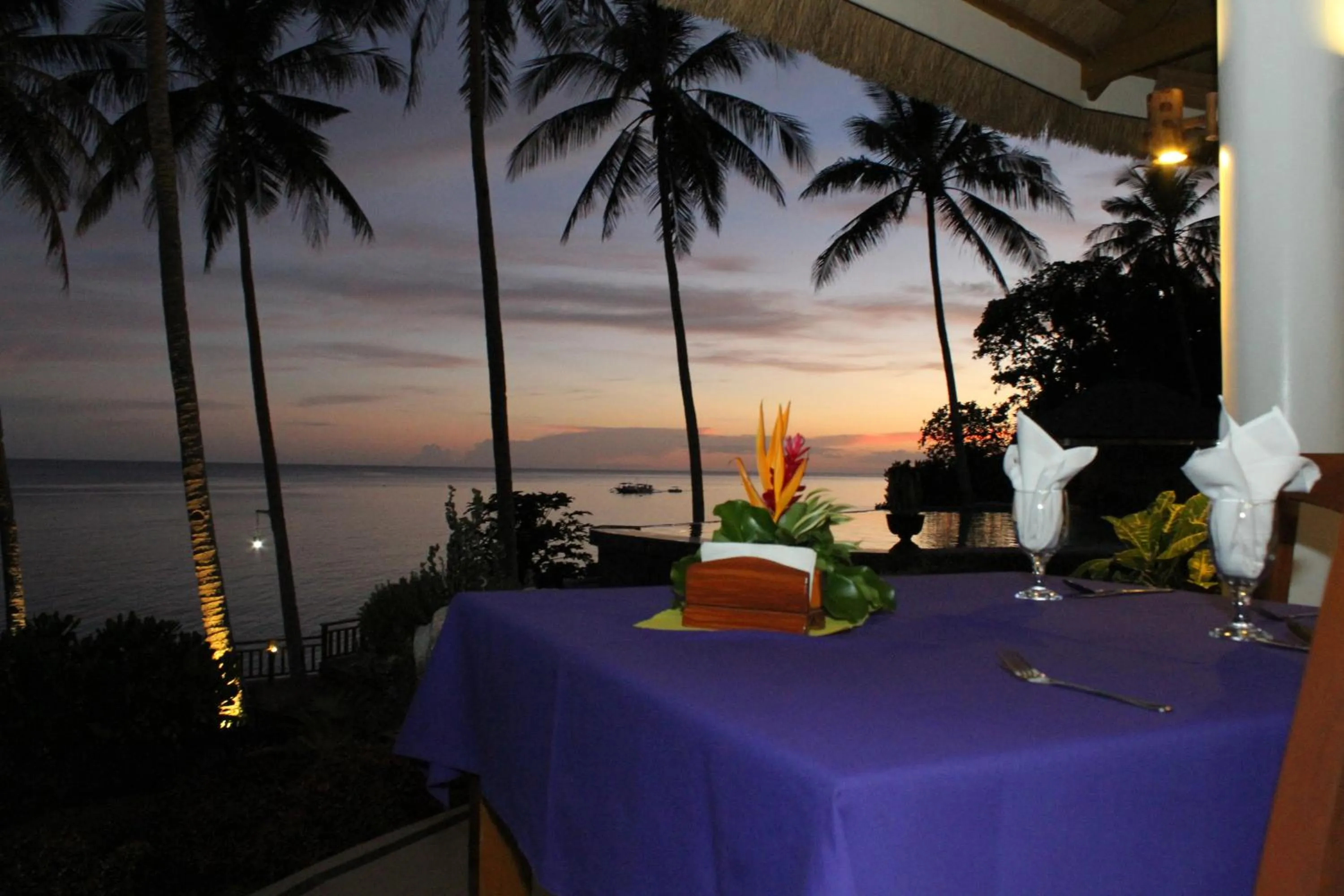 Restaurant/places to eat in Parklane Bohol Resort and Spa