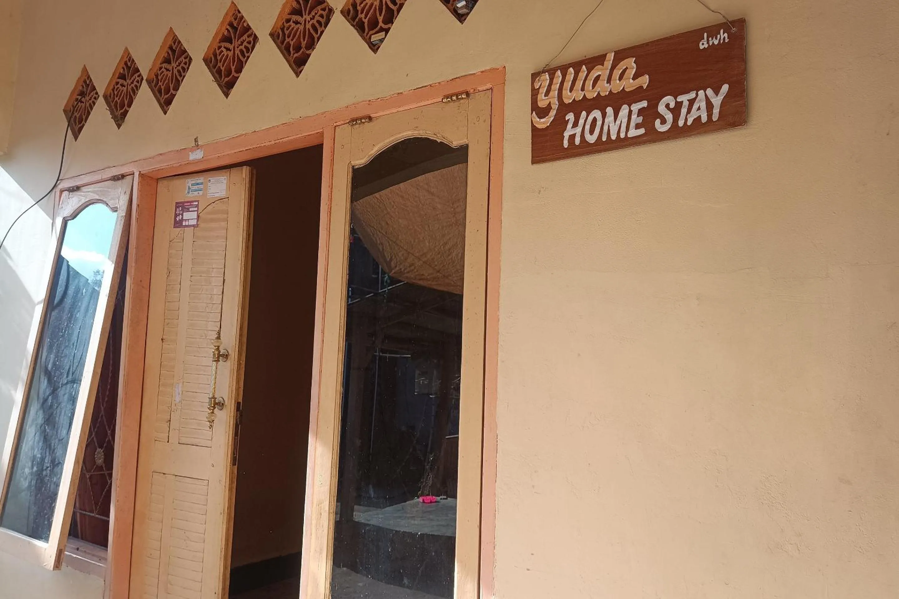 Facade/entrance in Hotel O Yuda Family Homestay Near Desa Wisata Hijau Bilebante