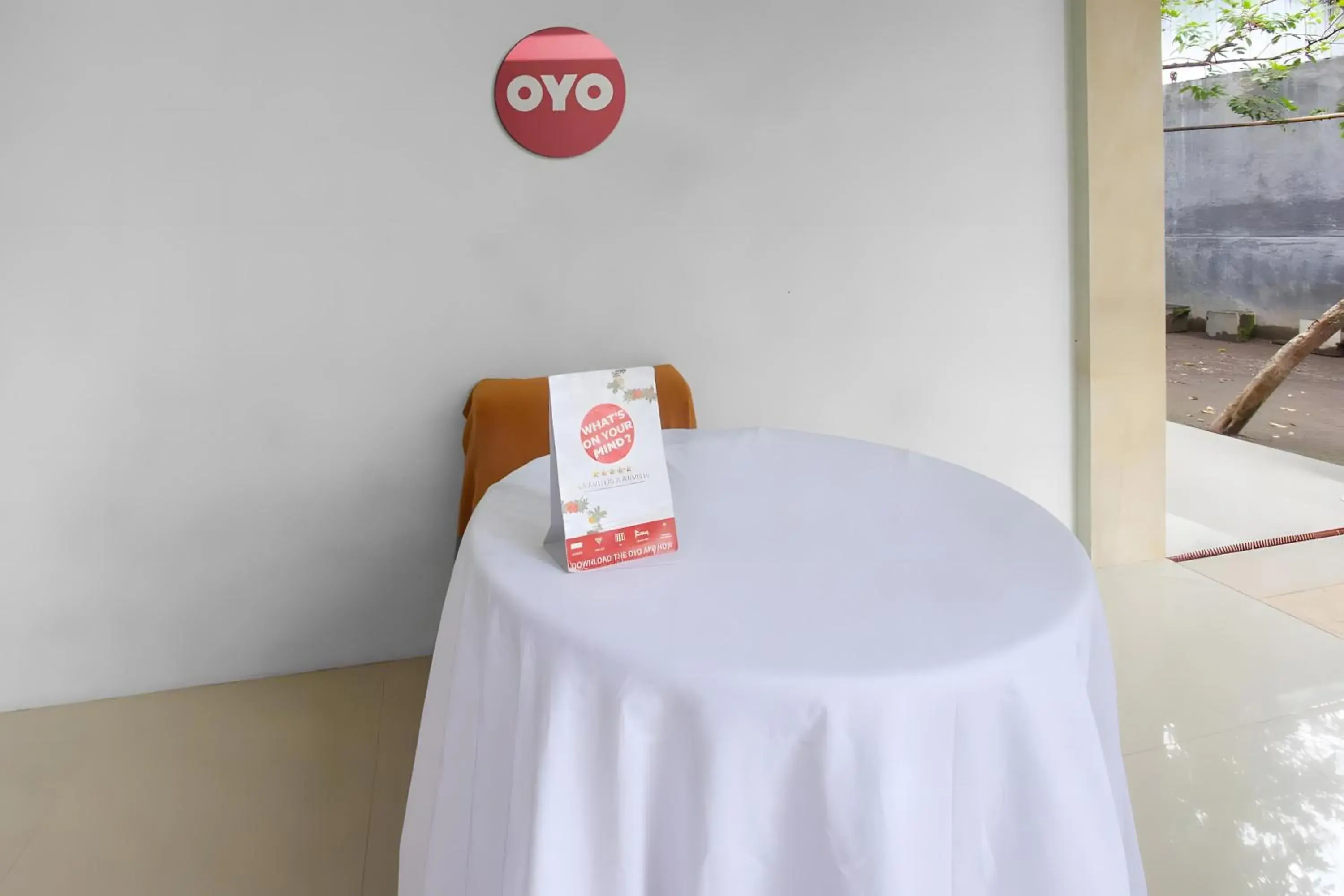 Lobby or reception in OYO 93440 Warde Hotel Near Sae Restaurant Lobby or reception in OYO 93440 Warde Hotel Near Sae Restaurant